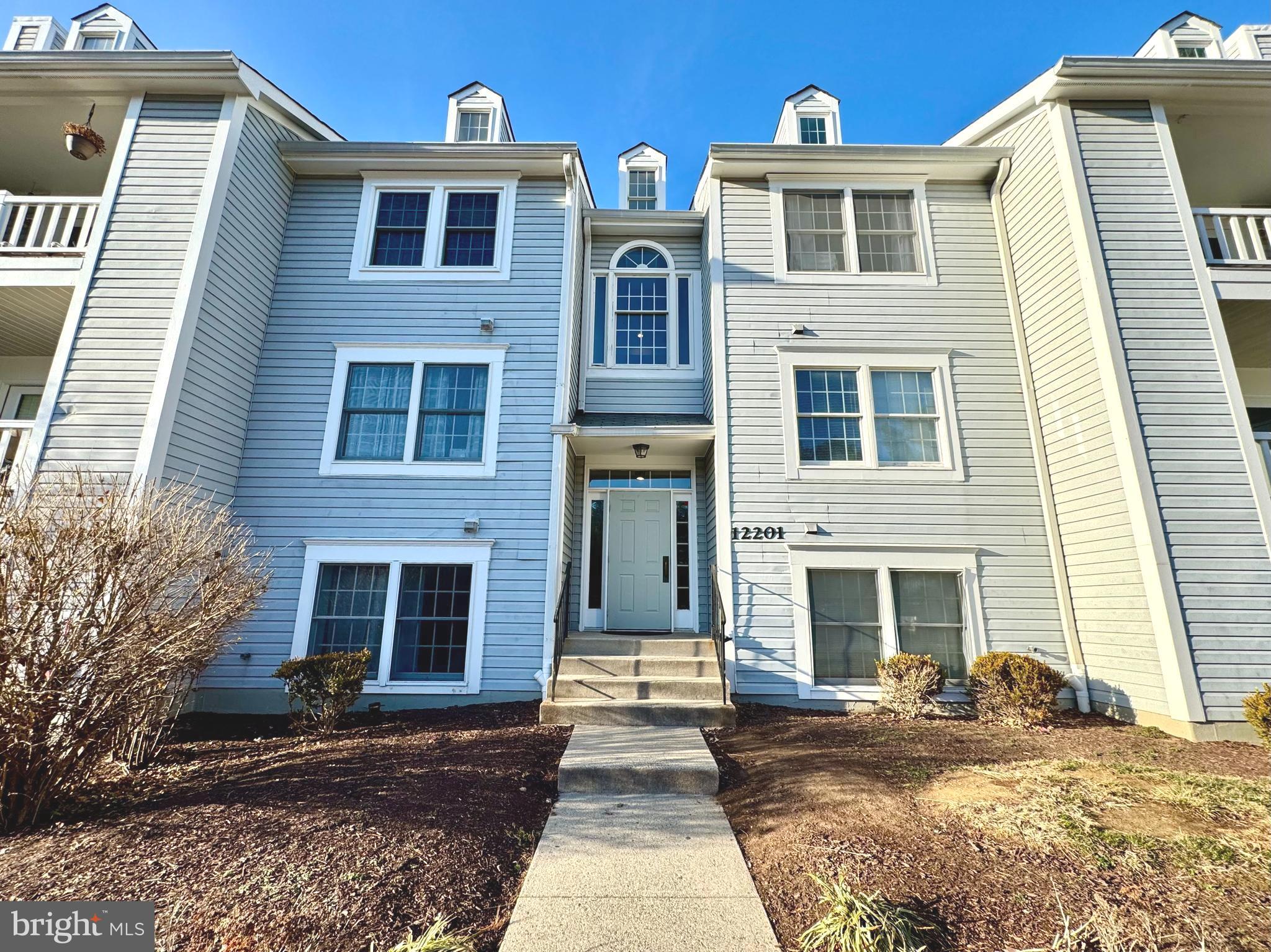 WATERS EDGE AT NORTH LAKE - Residential Lease