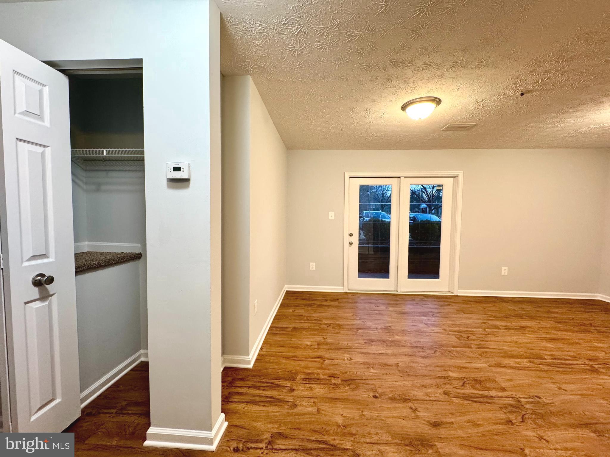 WATERS EDGE AT NORTH LAKE - Residential Lease