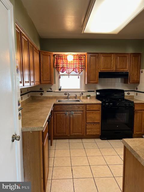 LYNBROOK - Residential Lease