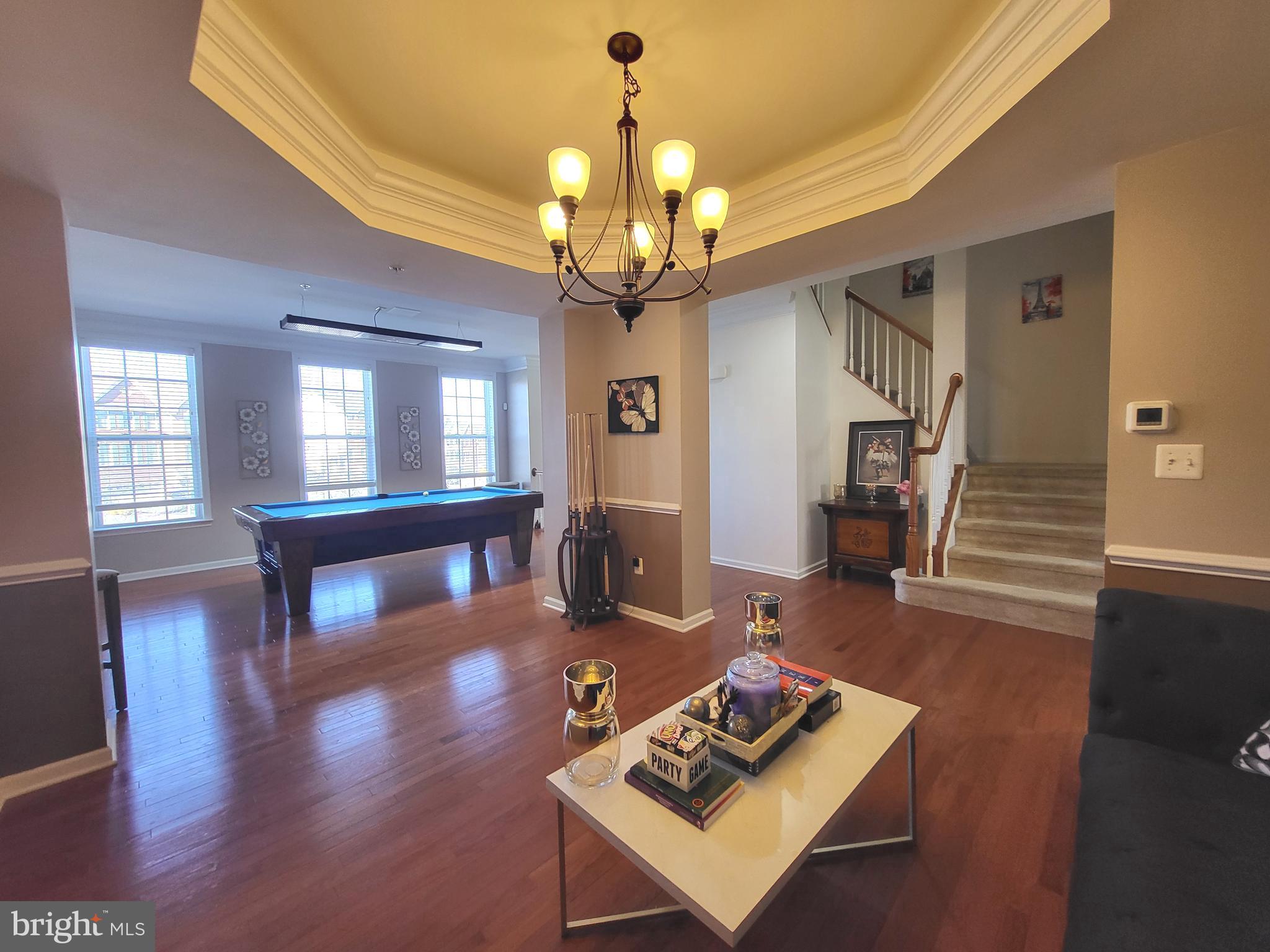 MARLBORO RIDGE - Residential