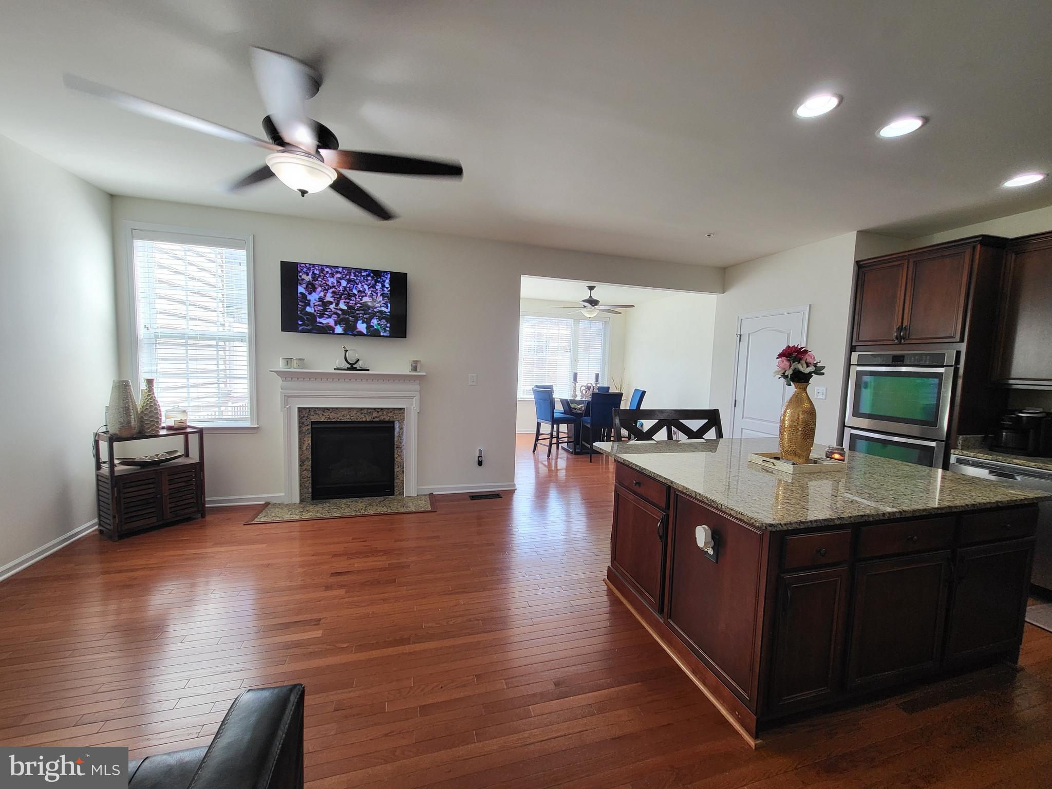 MARLBORO RIDGE - Residential