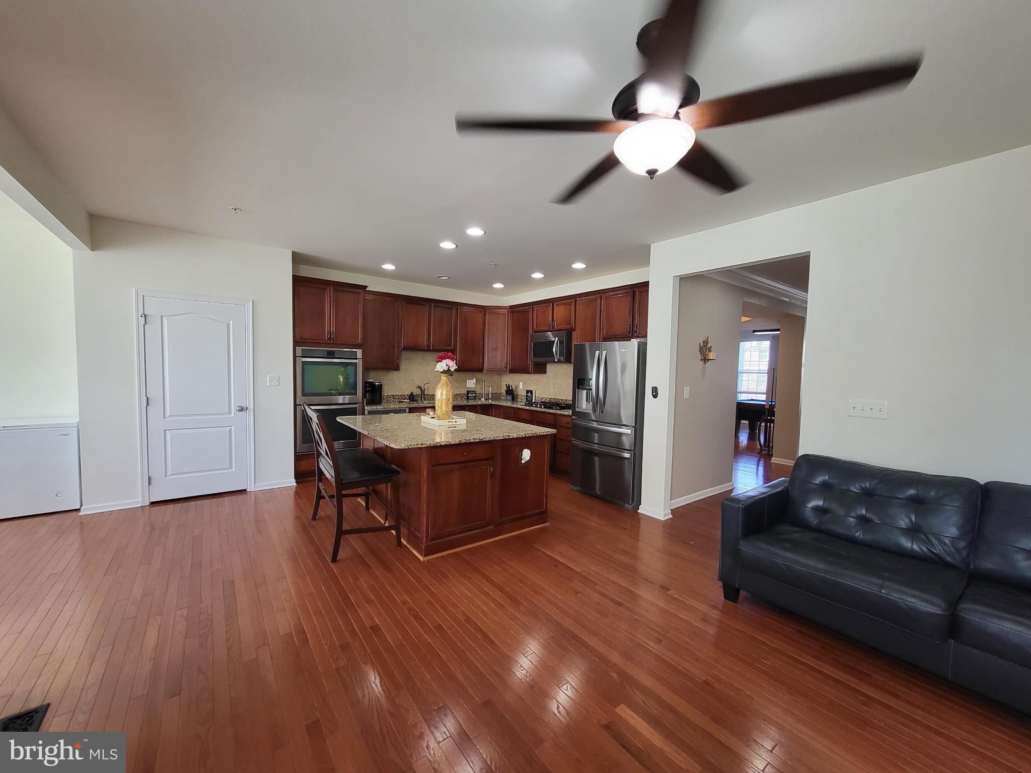 MARLBORO RIDGE - Residential