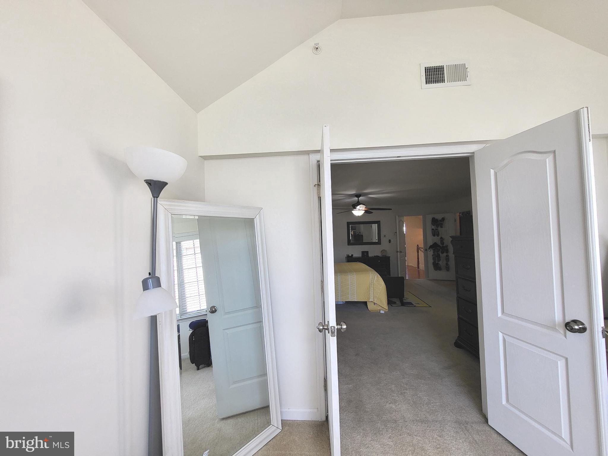 MARLBORO RIDGE - Residential