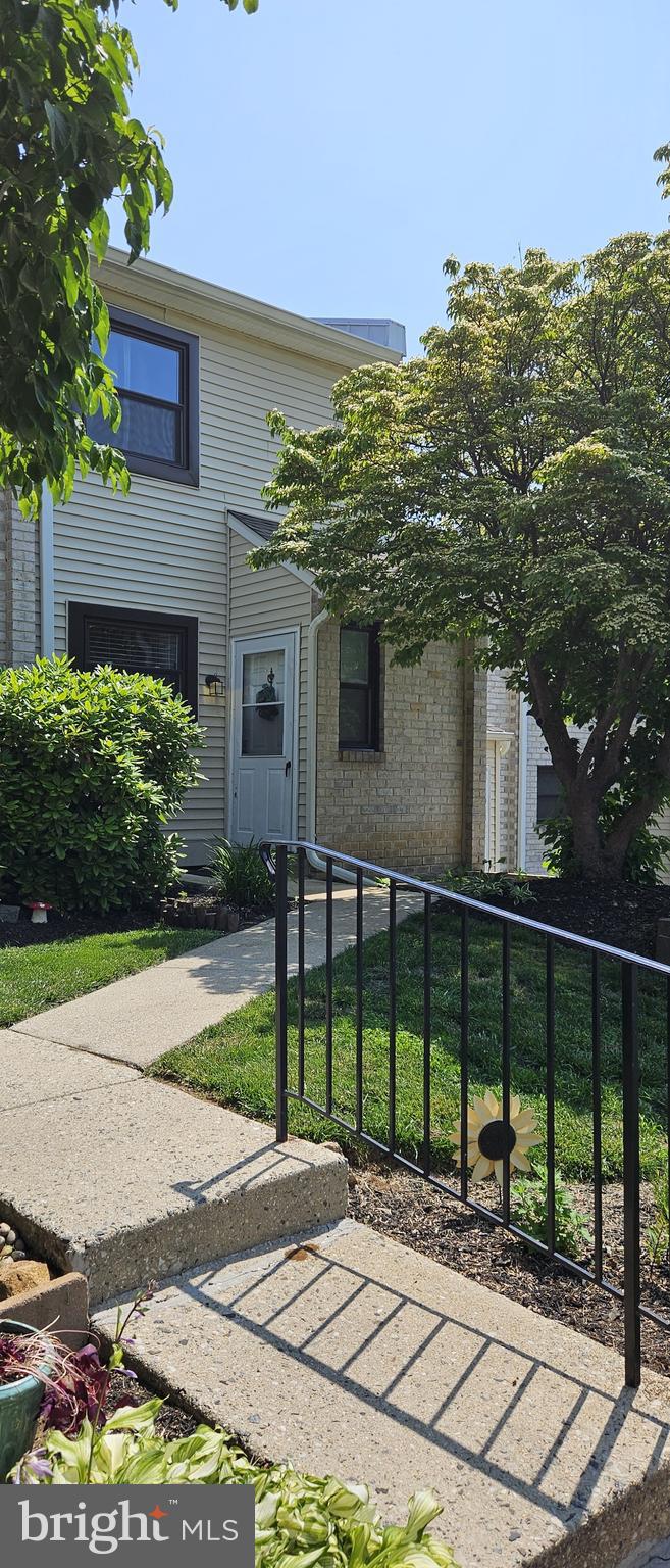 1605 VALLEY DRIVE 1605