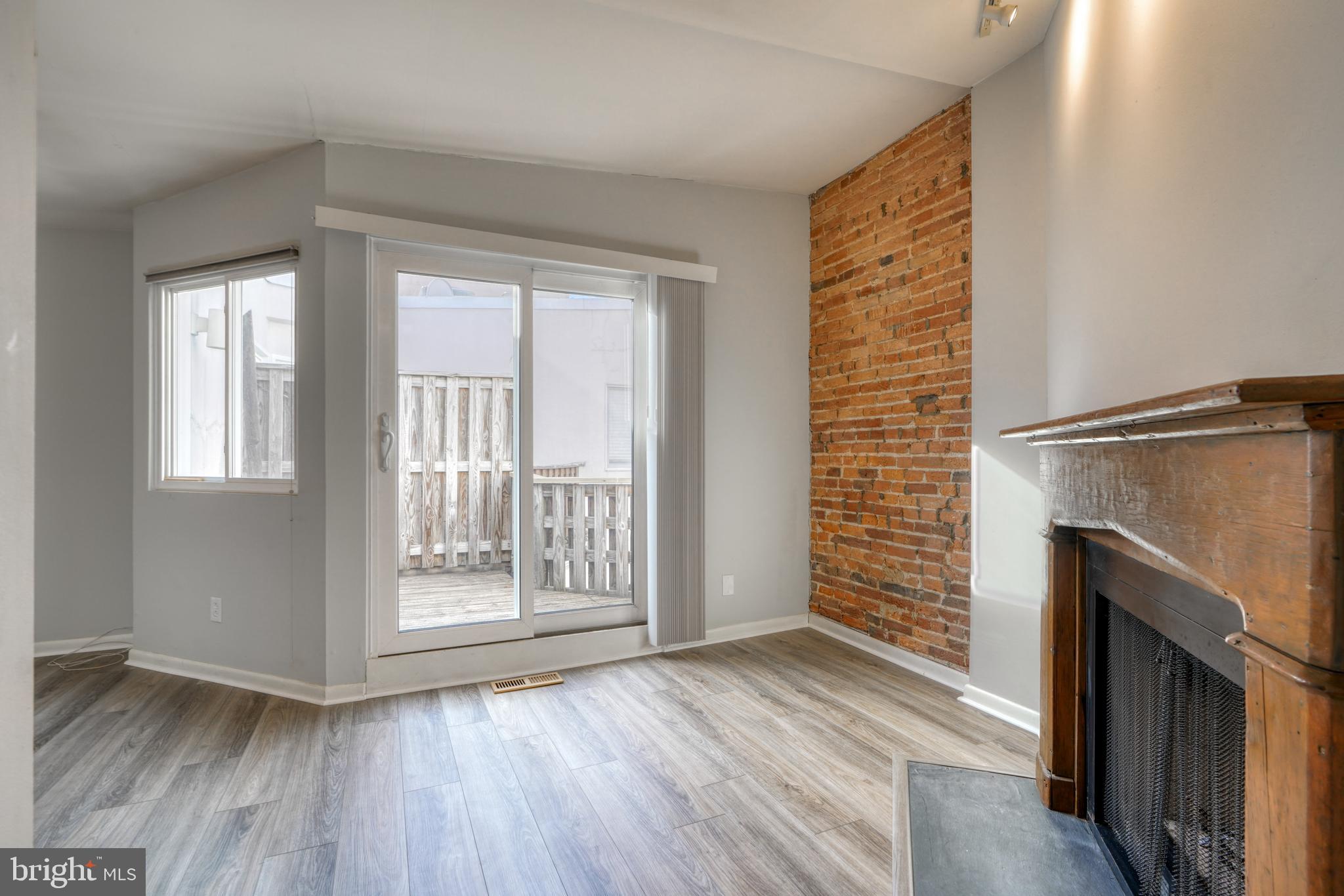 FEDERAL HILL HISTORIC DISTRICT - Residential Lease