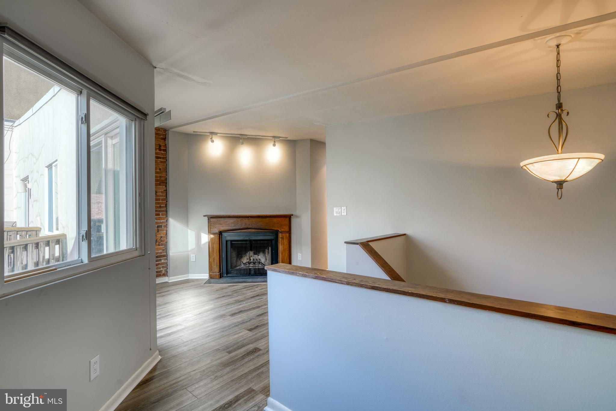 FEDERAL HILL HISTORIC DISTRICT - Residential Lease