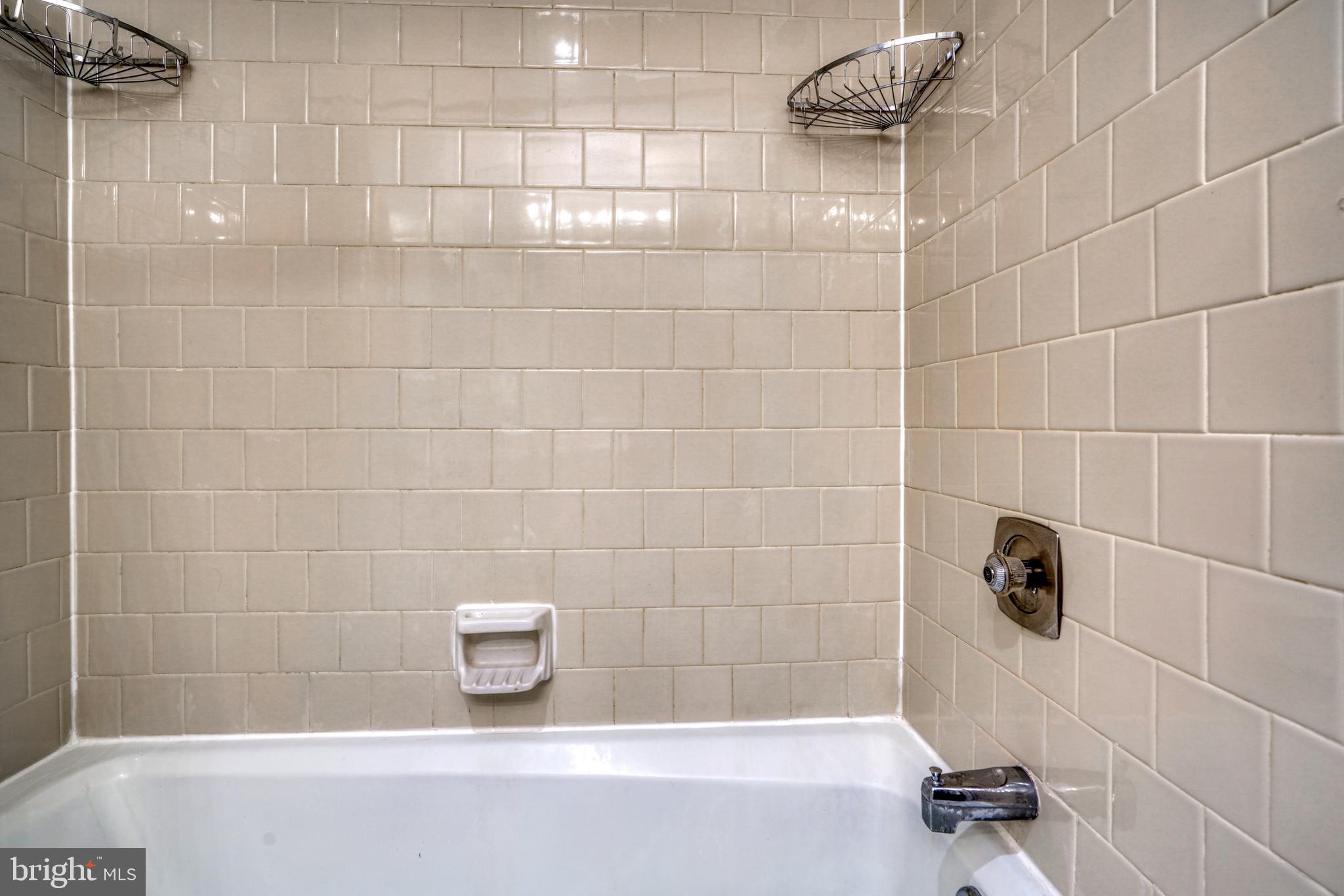 FEDERAL HILL HISTORIC DISTRICT - Residential Lease