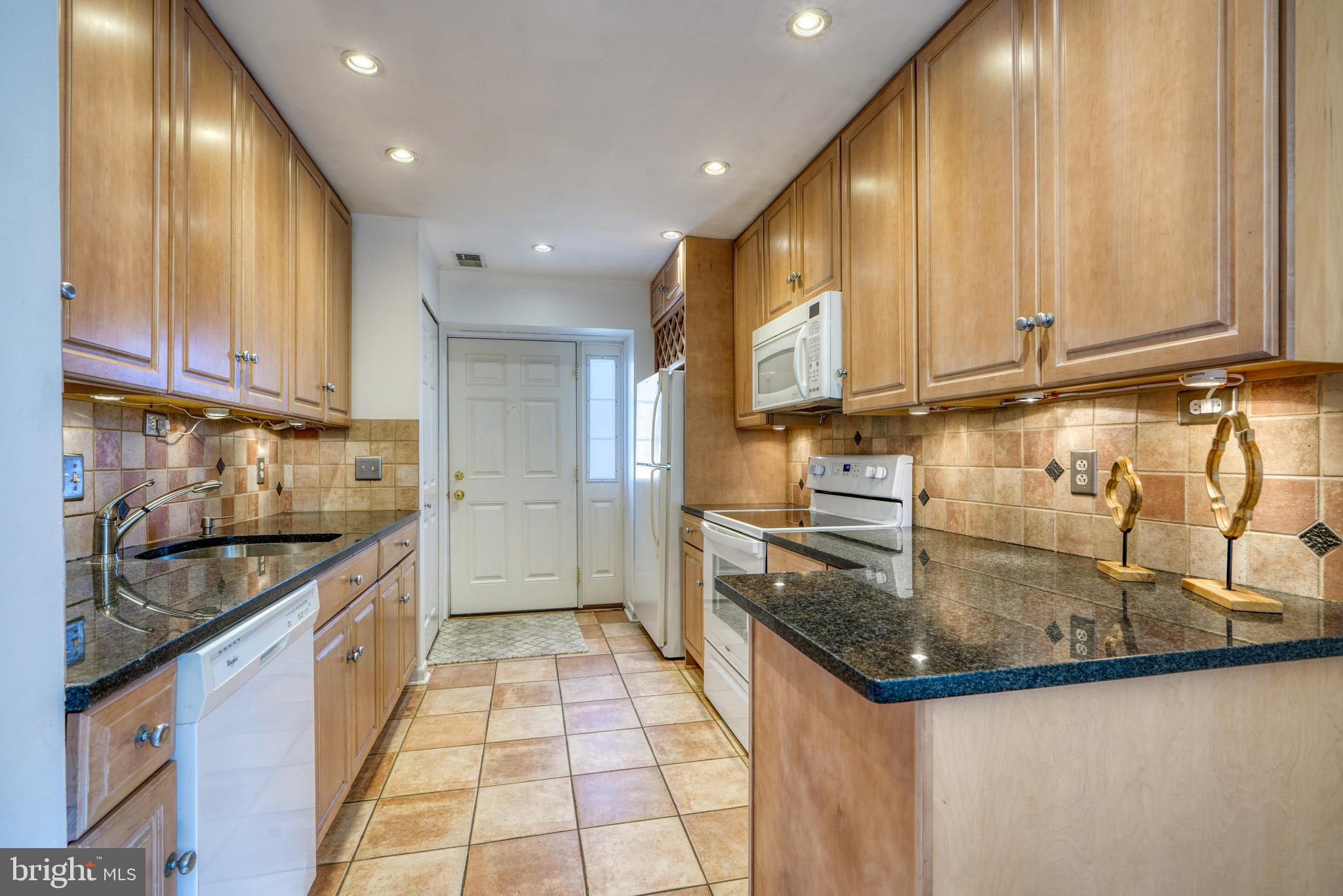 FEDERAL HILL HISTORIC DISTRICT - Residential Lease