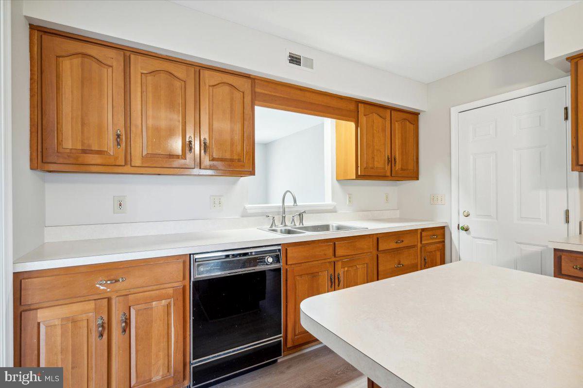 WATERSIDE - Residential