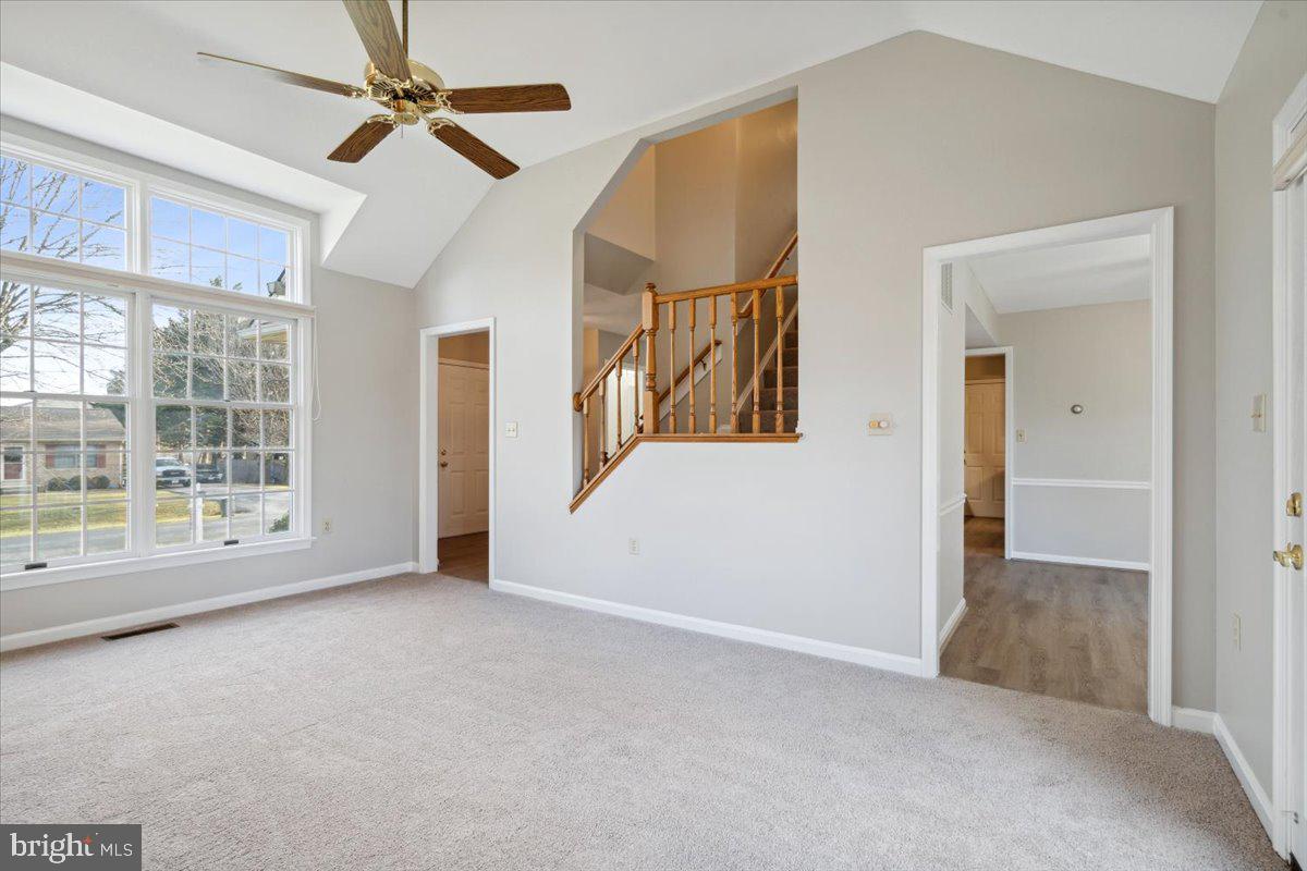 WATERSIDE - Residential