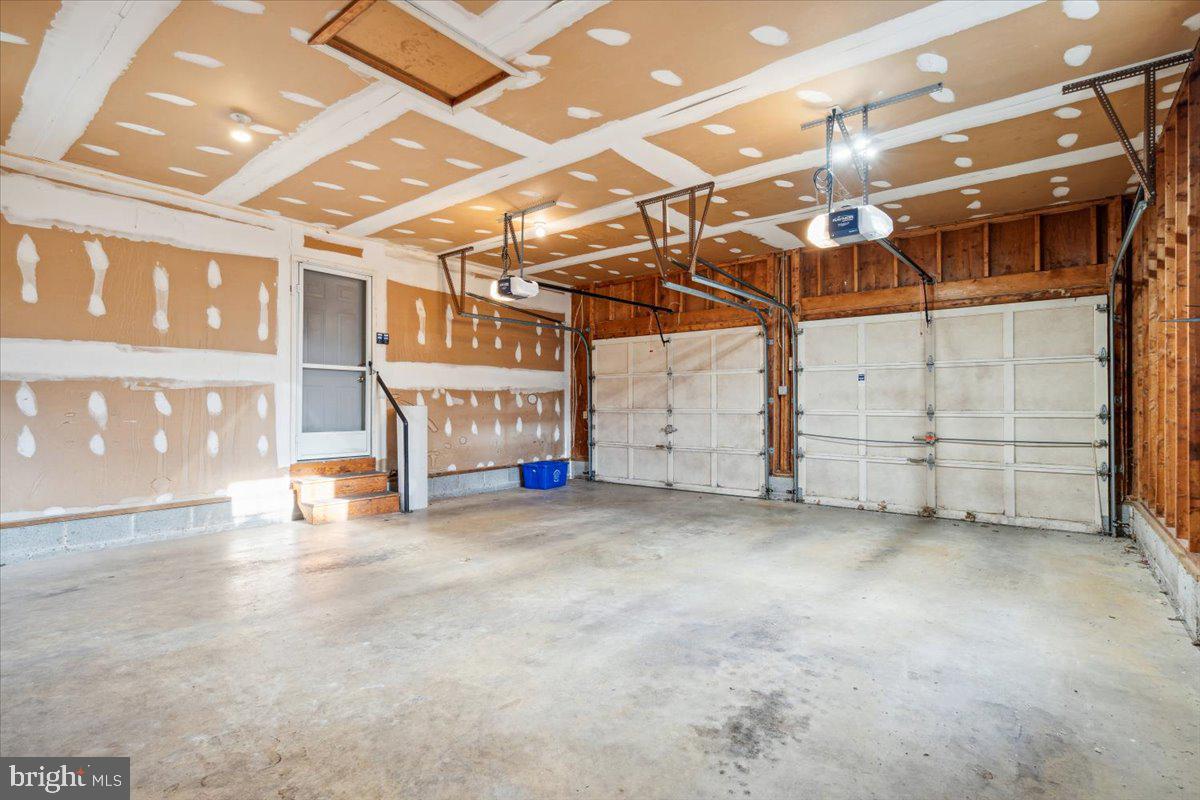 WATERSIDE - Residential