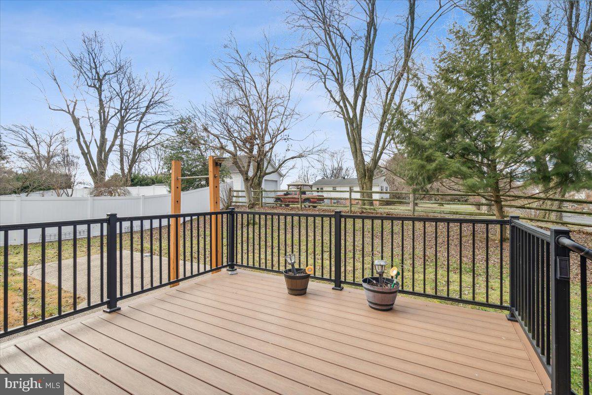 WATERSIDE - Residential