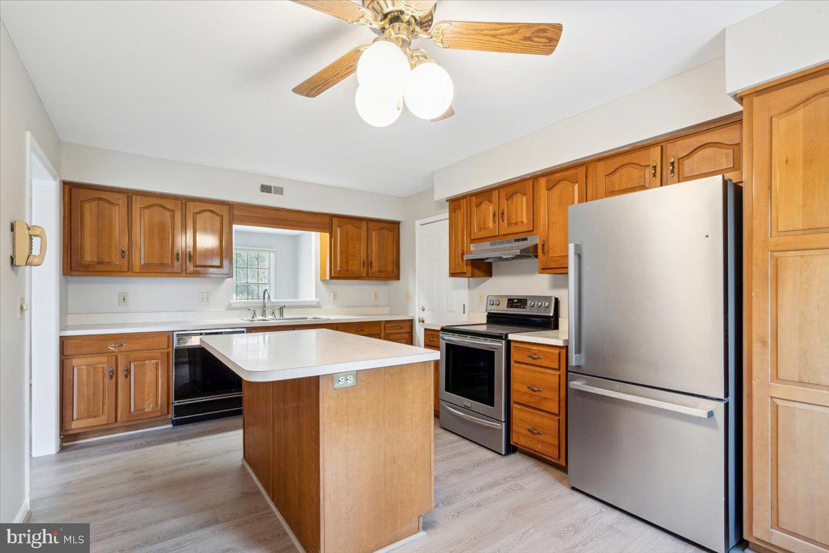 WATERSIDE - Residential