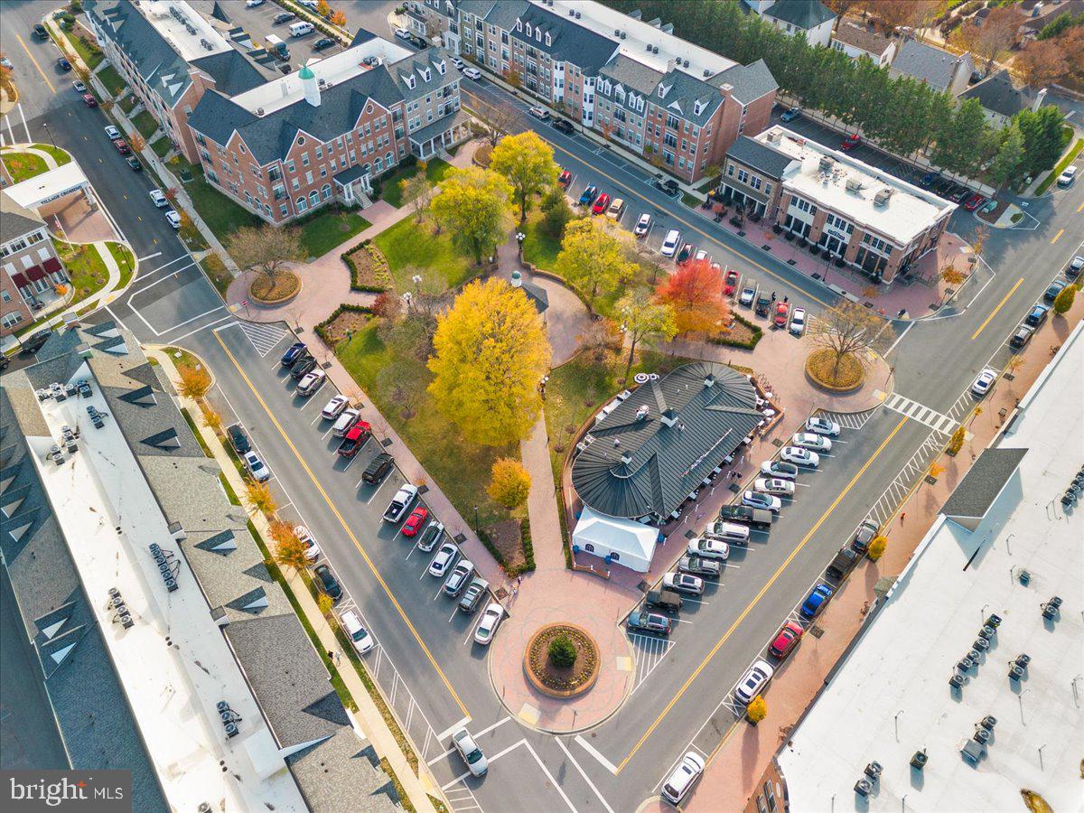 WATERSIDE - Residential