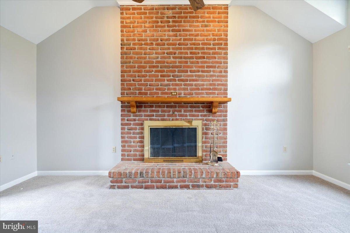 WATERSIDE - Residential