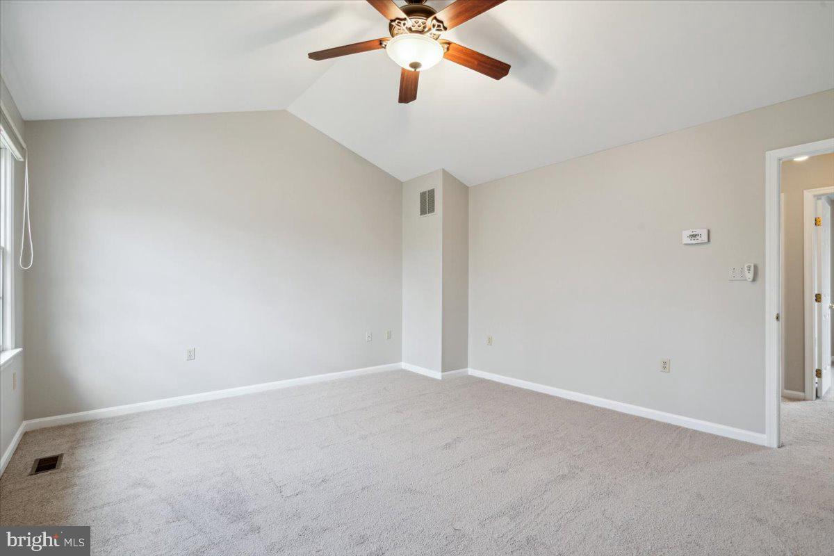 WATERSIDE - Residential