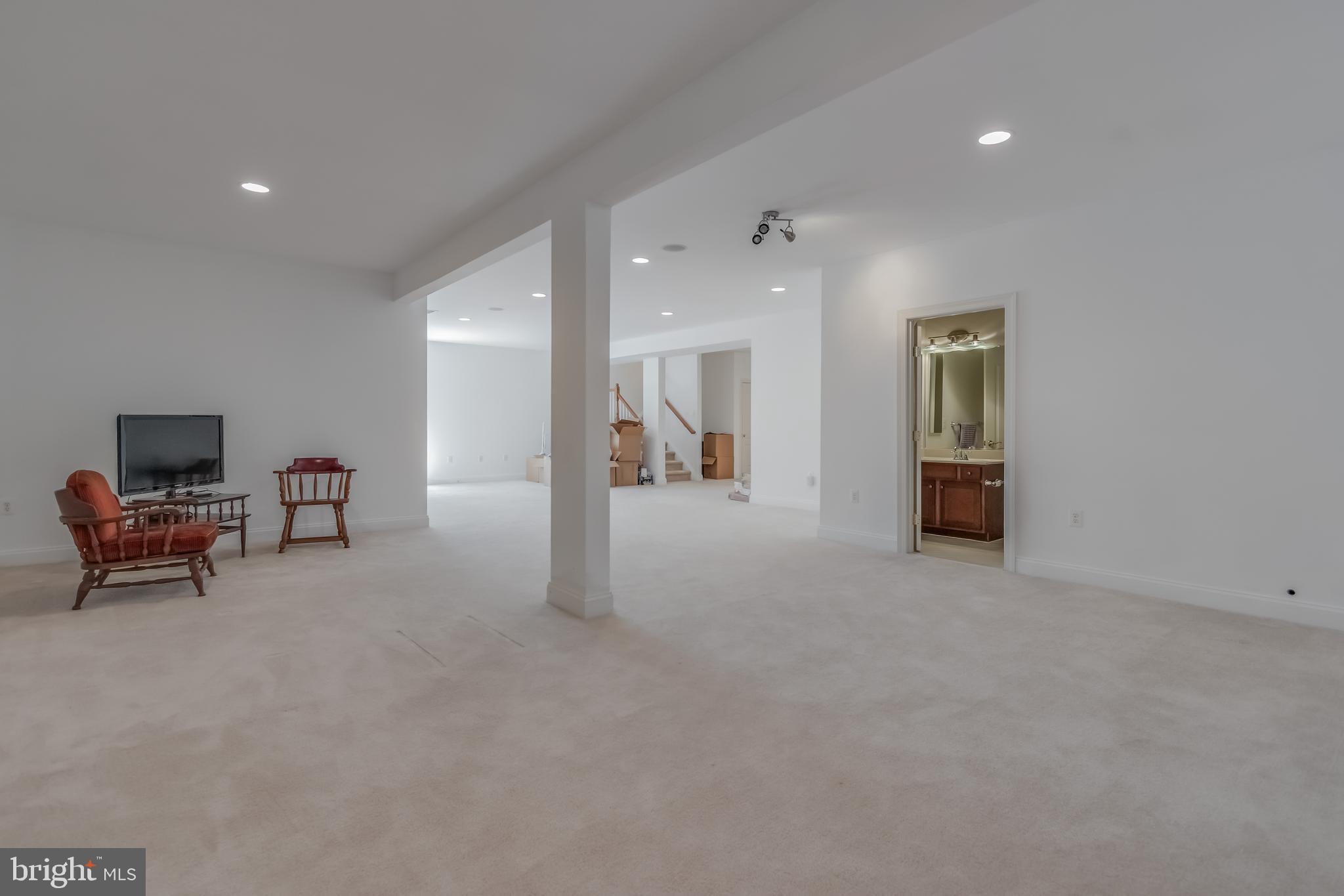 BROAD CREEK LANDING - Residential