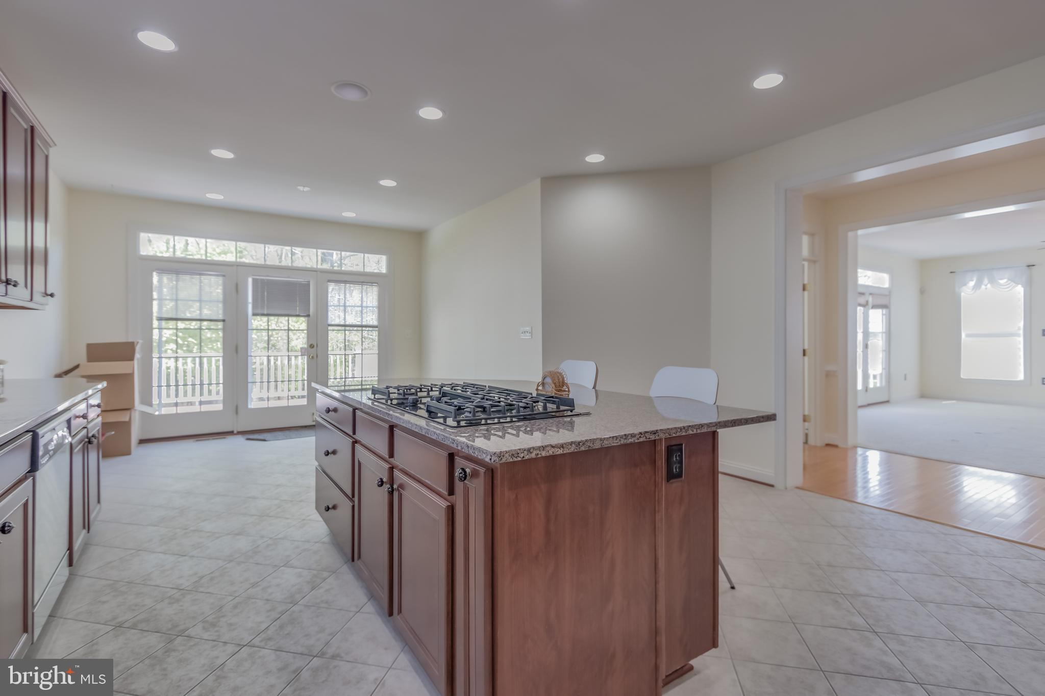 BROAD CREEK LANDING - Residential
