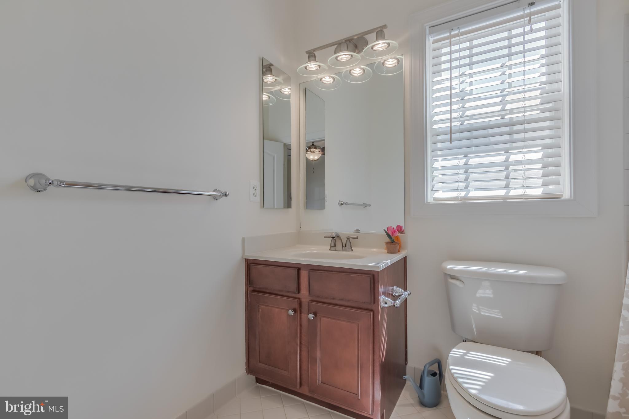 BROAD CREEK LANDING - Residential