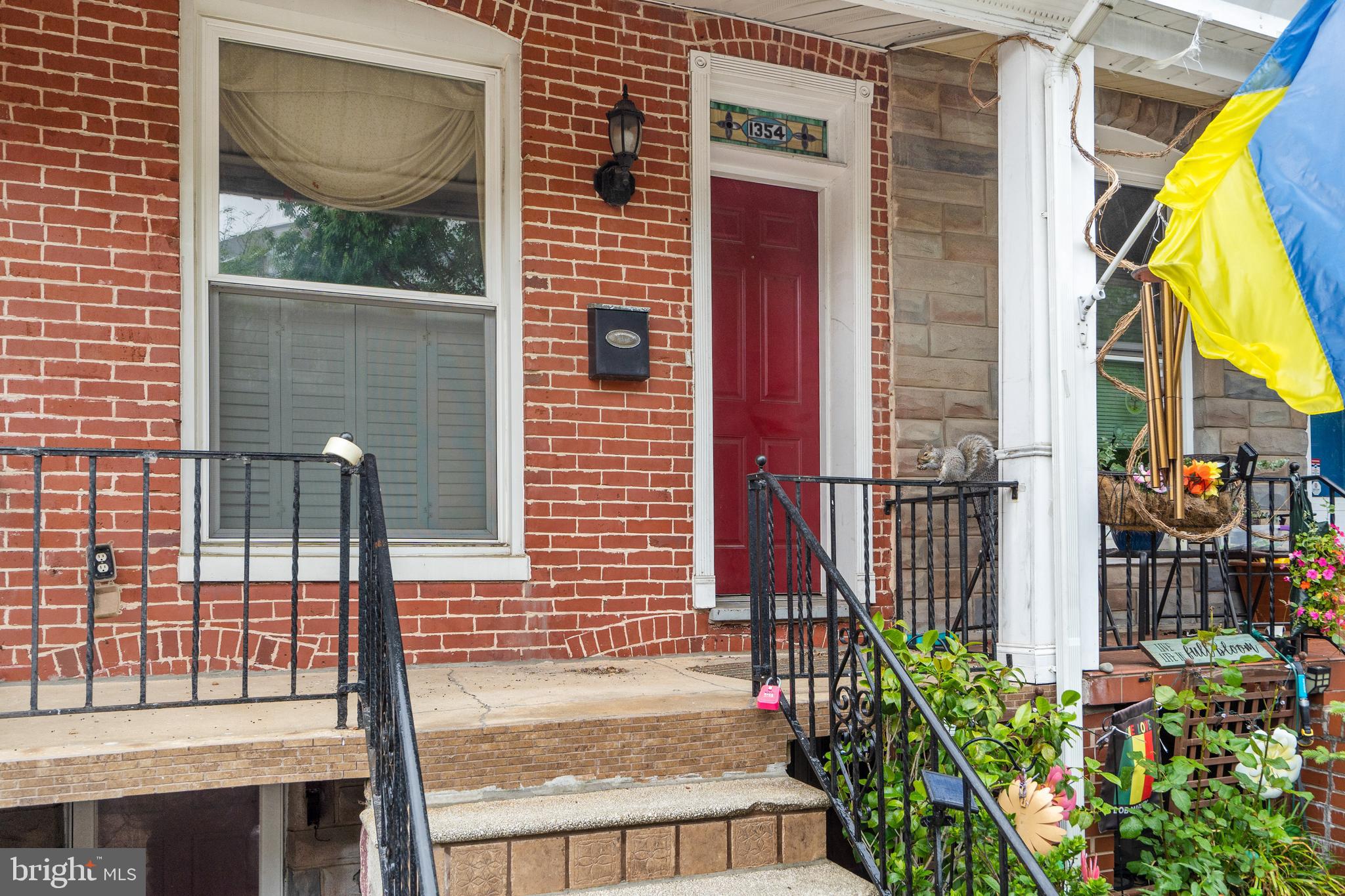 LOCUST POINT - Residential