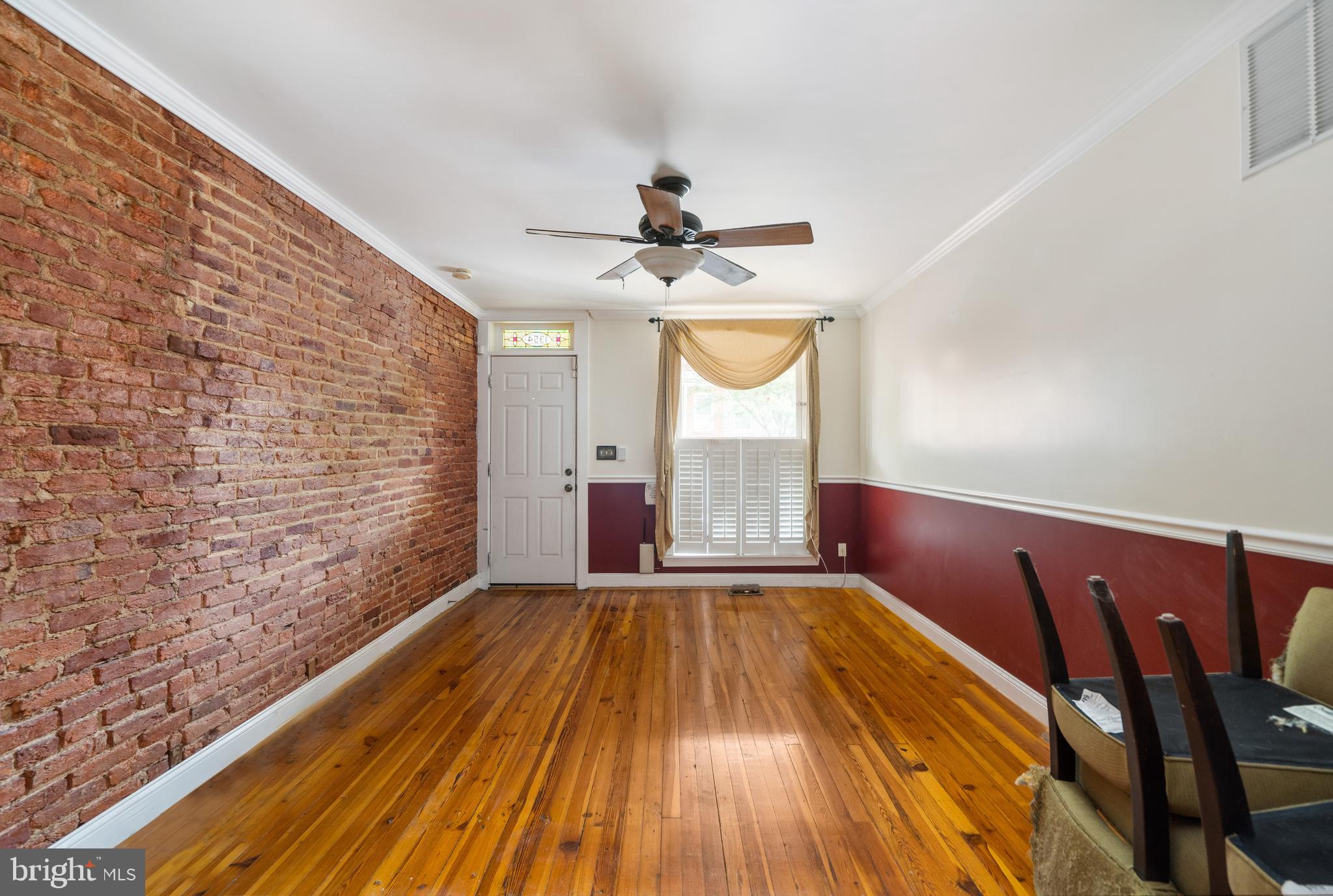 LOCUST POINT - Residential