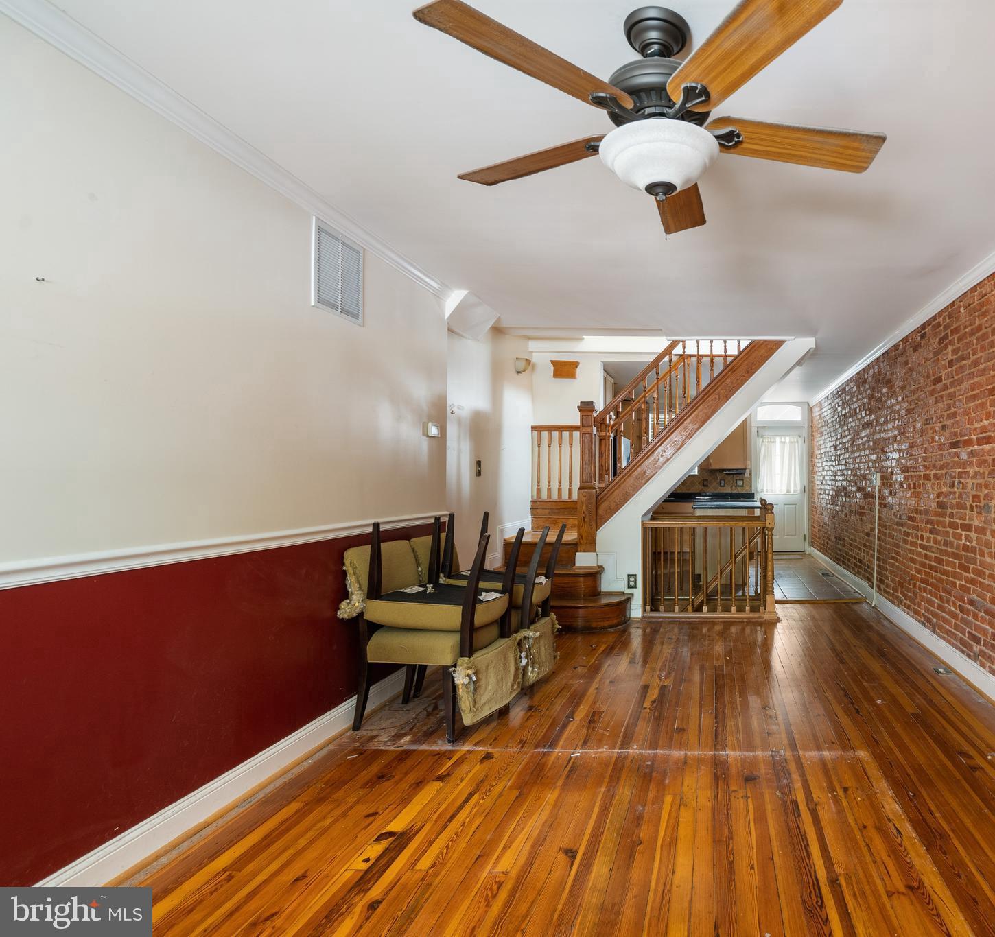 LOCUST POINT - Residential