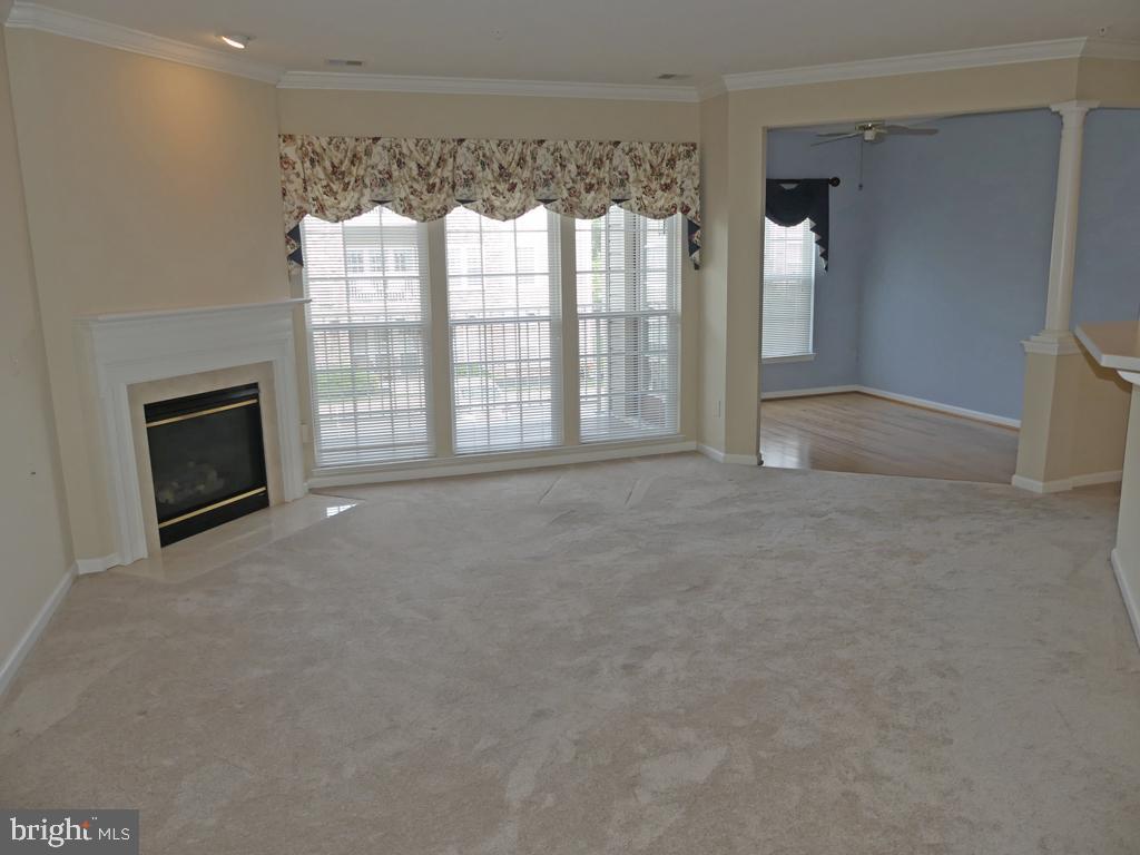 HEARTHSTONE AT VILLAGE SQUARE - Residential