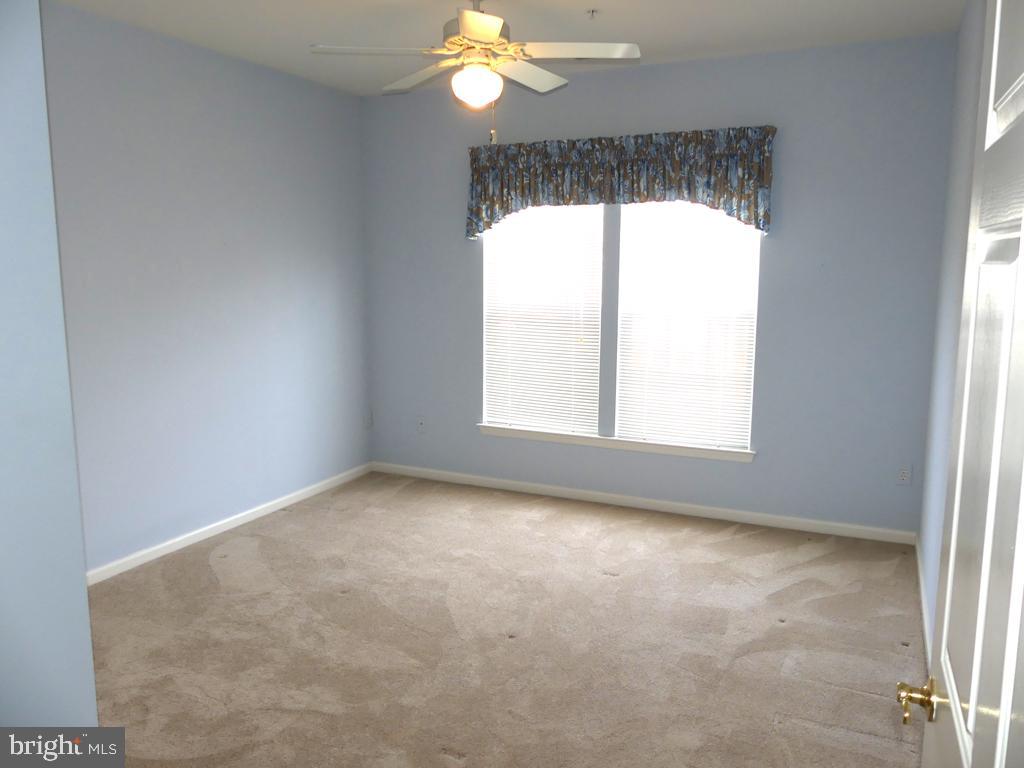 HEARTHSTONE AT VILLAGE SQUARE - Residential