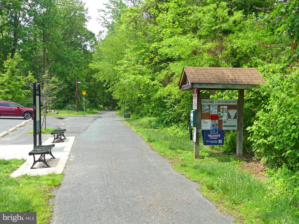 HEARTHSTONE AT VILLAGE SQUARE - Residential
