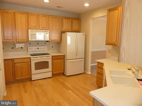 MLS: MDHR2043022