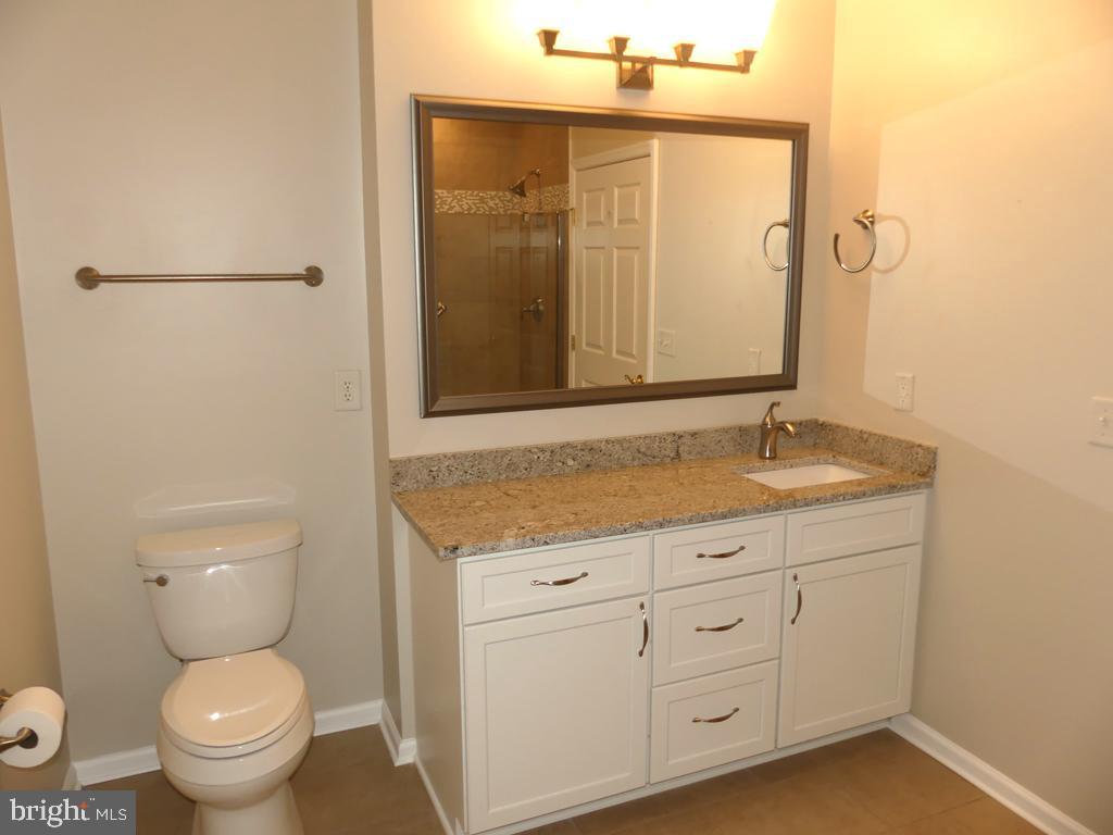 HEARTHSTONE AT VILLAGE SQUARE - Residential