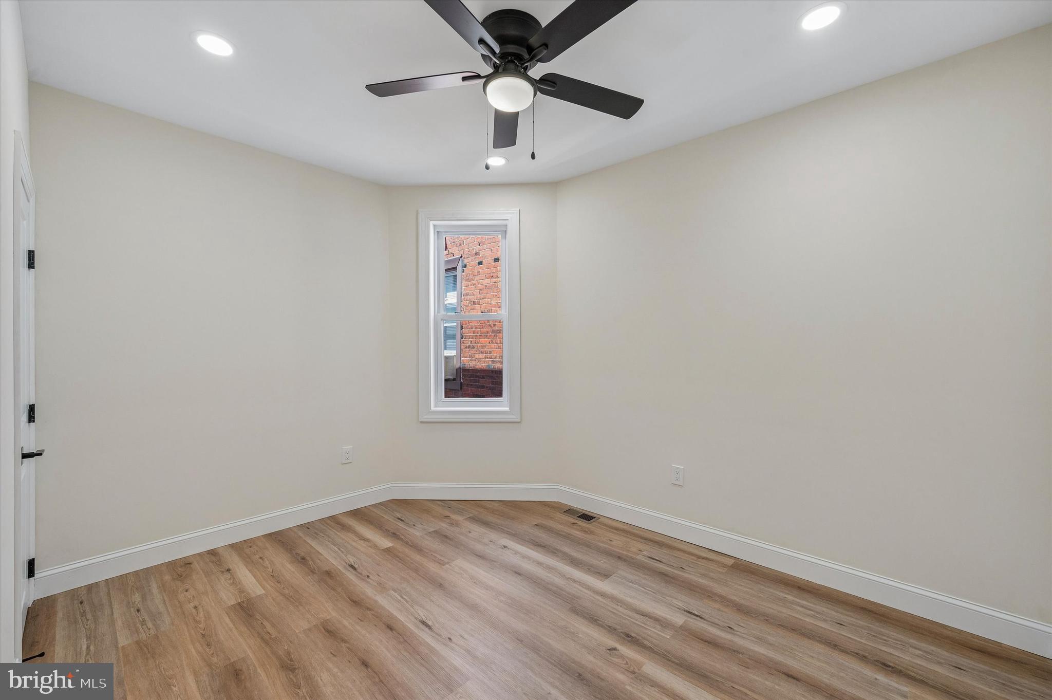 COBBS CREEK - Residential