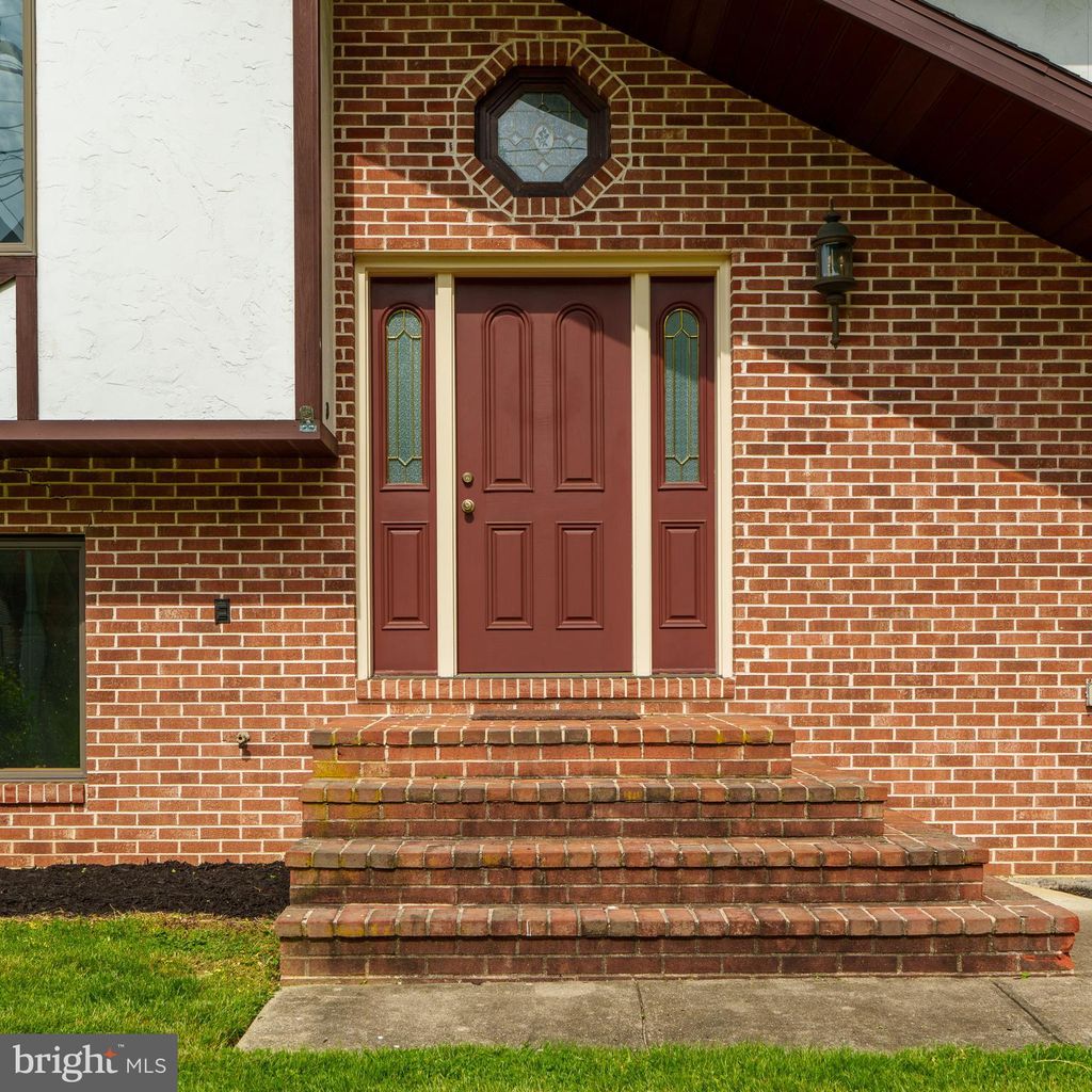 Photo of 520 Big Bend Road, Lancaster, PA 17603 (MLS # PALA2049828)