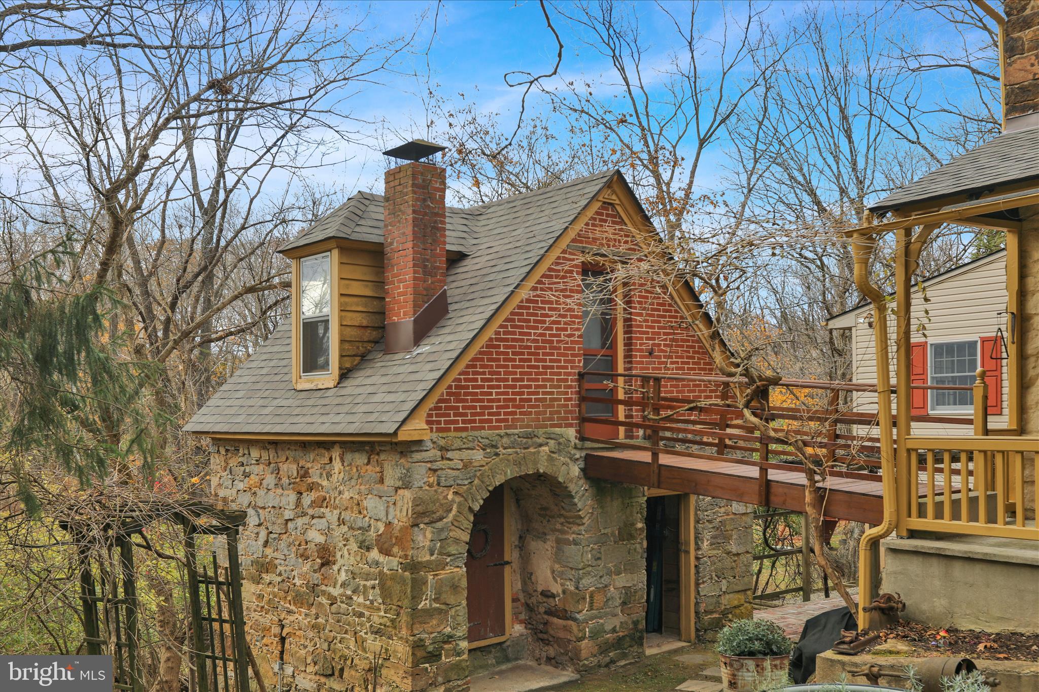 615 W BELLEVUE AVENUE