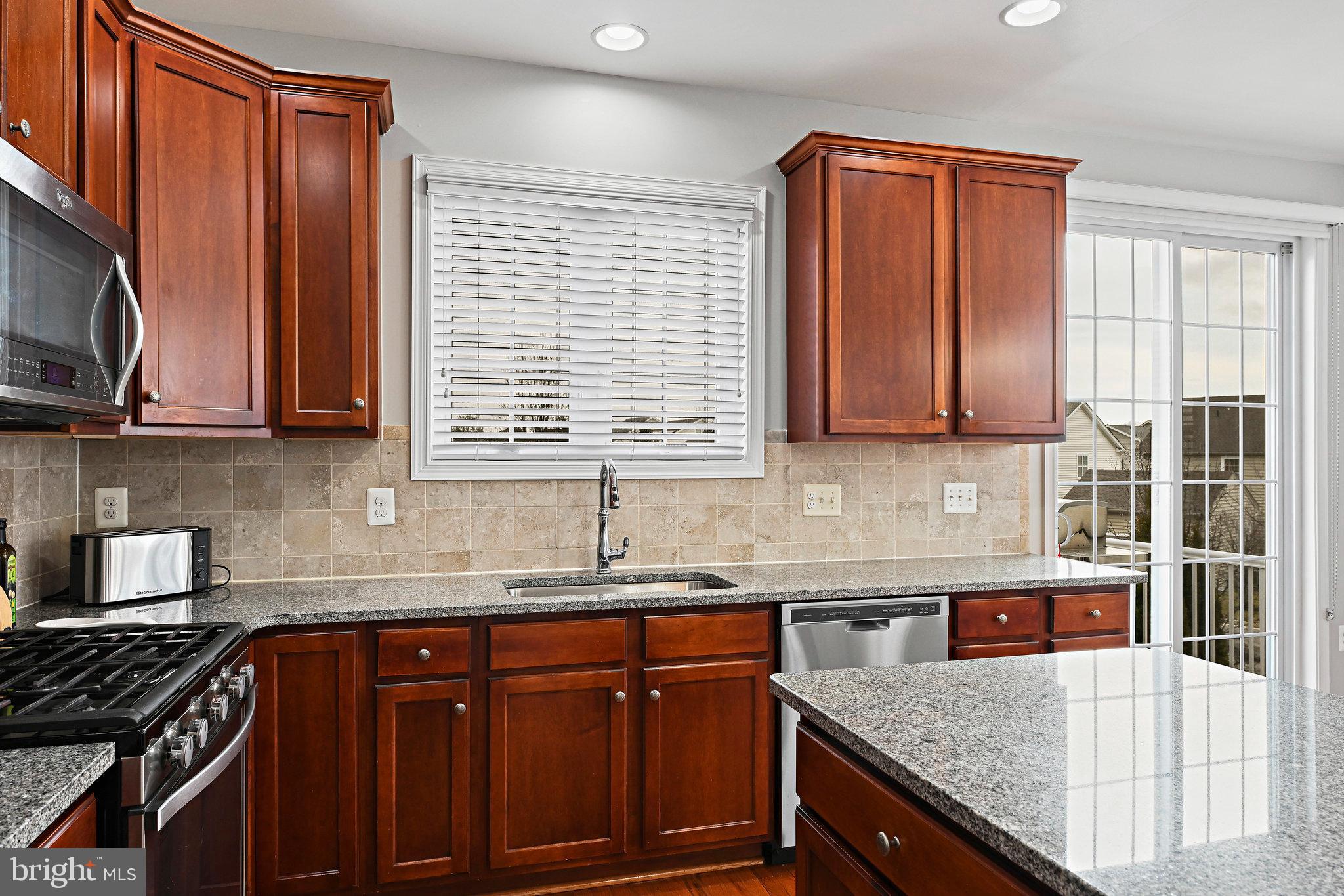 LOUDOUN VALLEY ESTATES 2 - Residential Lease