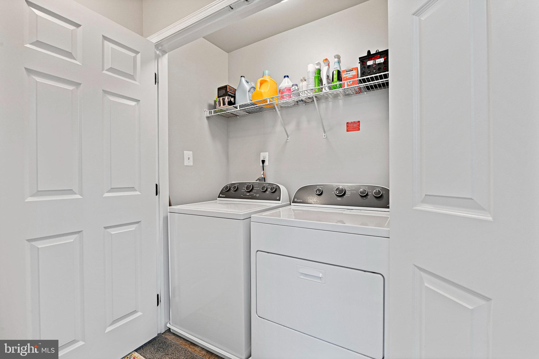 LOUDOUN VALLEY ESTATES 2 - Residential Lease