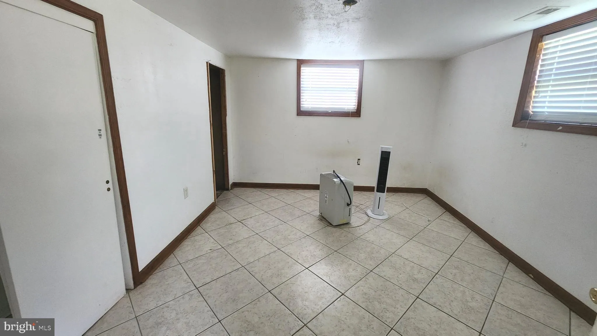 Elkton, Maryland 21921, United States, 4 Bedrooms Bedrooms, ,2 BathroomsBathrooms,Residential,Contingent,118058