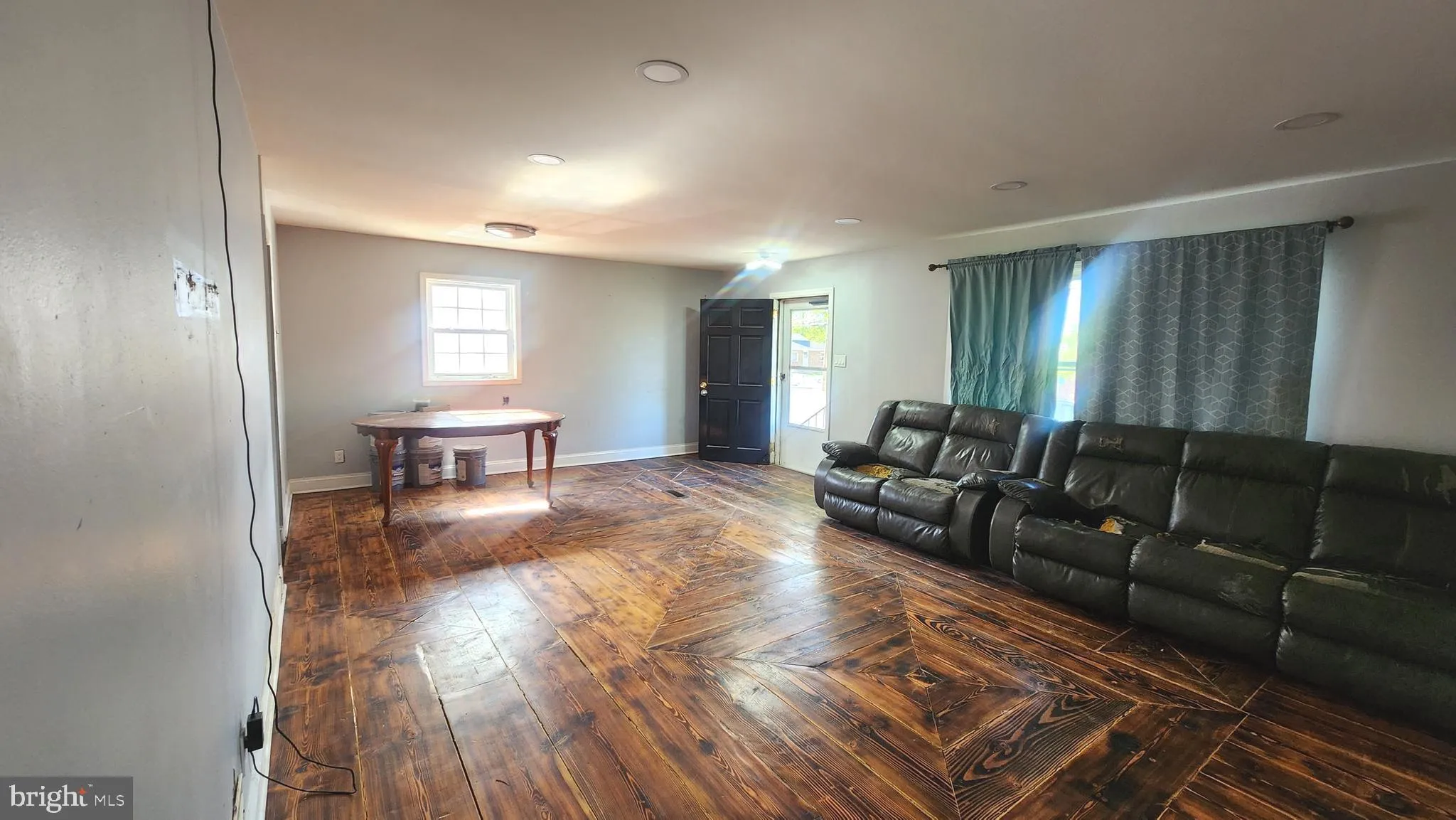 Elkton, Maryland 21921, United States, 4 Bedrooms Bedrooms, ,2 BathroomsBathrooms,Residential,Contingent,118058