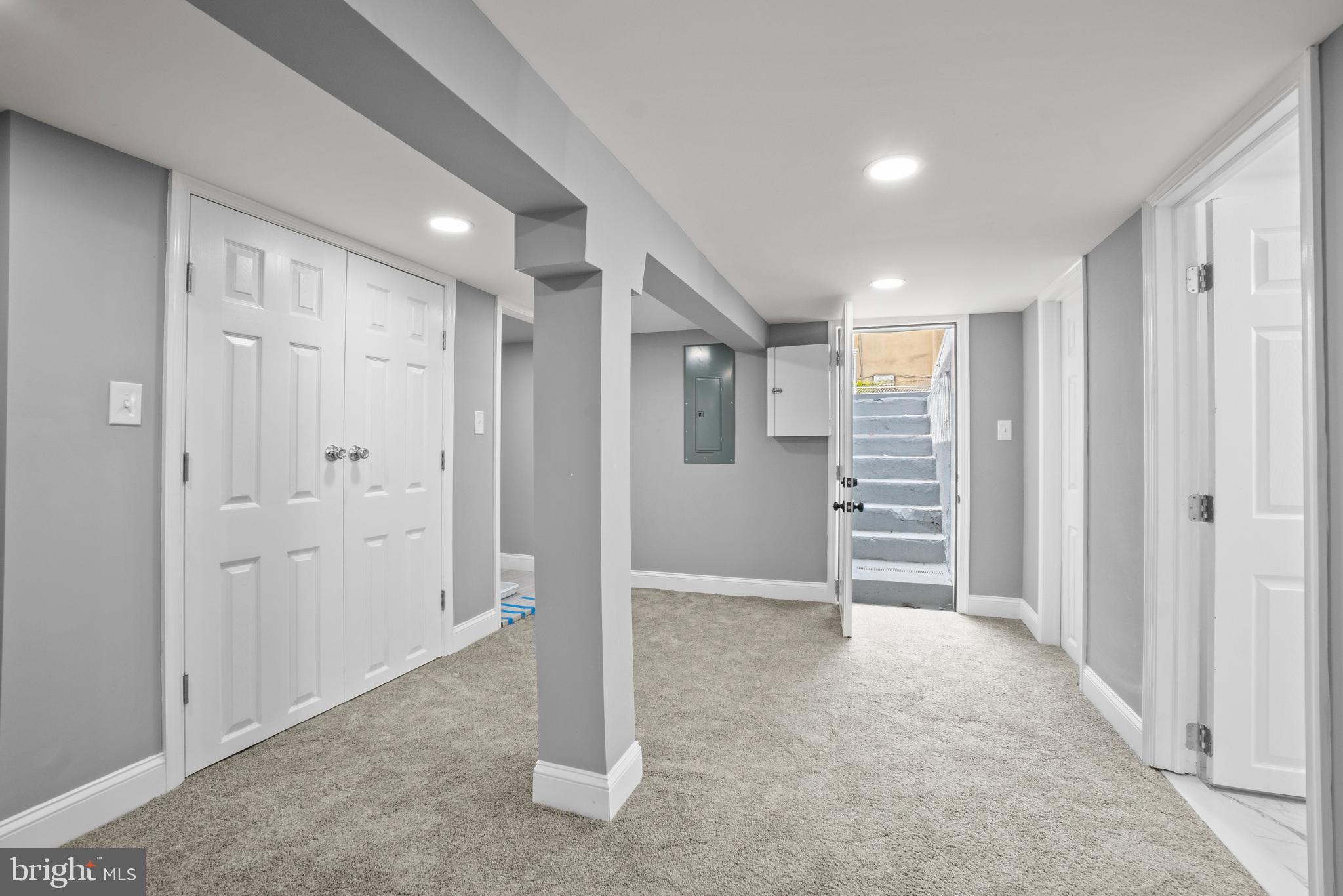 MONDAWMIN - Residential