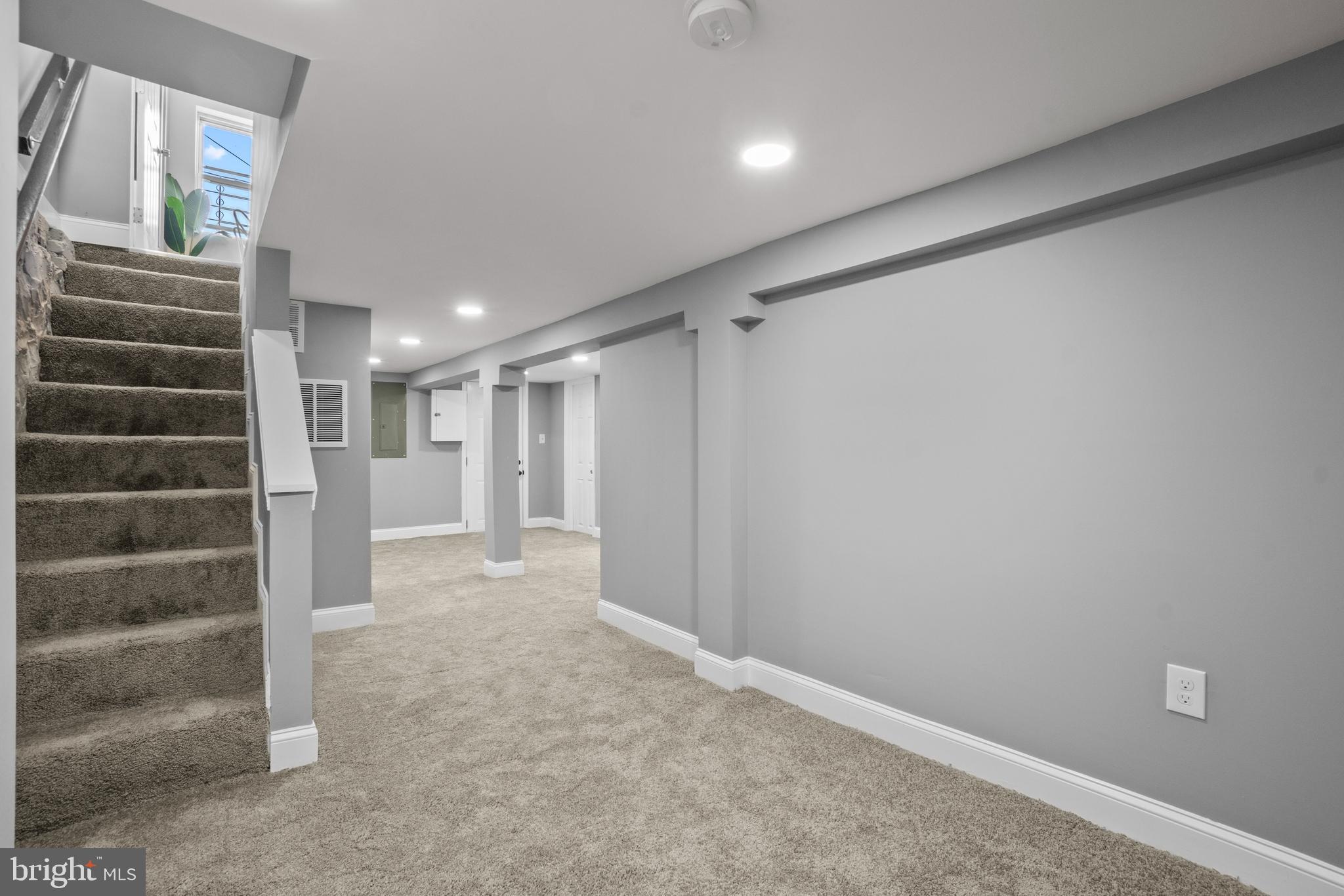 MONDAWMIN - Residential