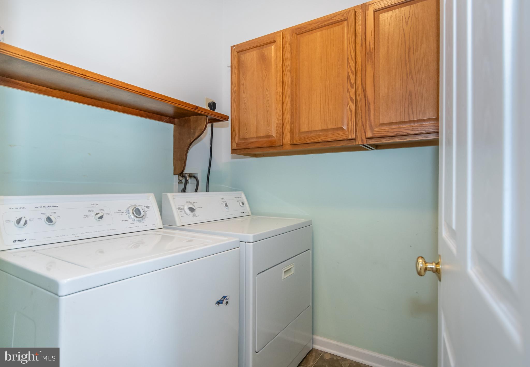 WAYLANDS - Residential