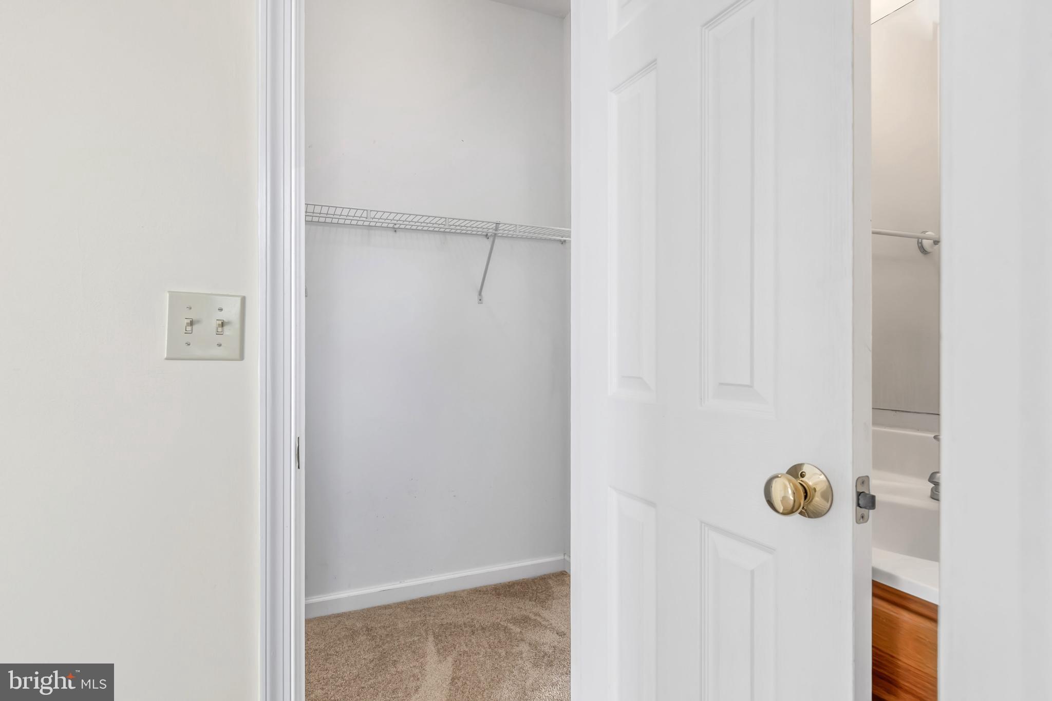 WAYLANDS - Residential