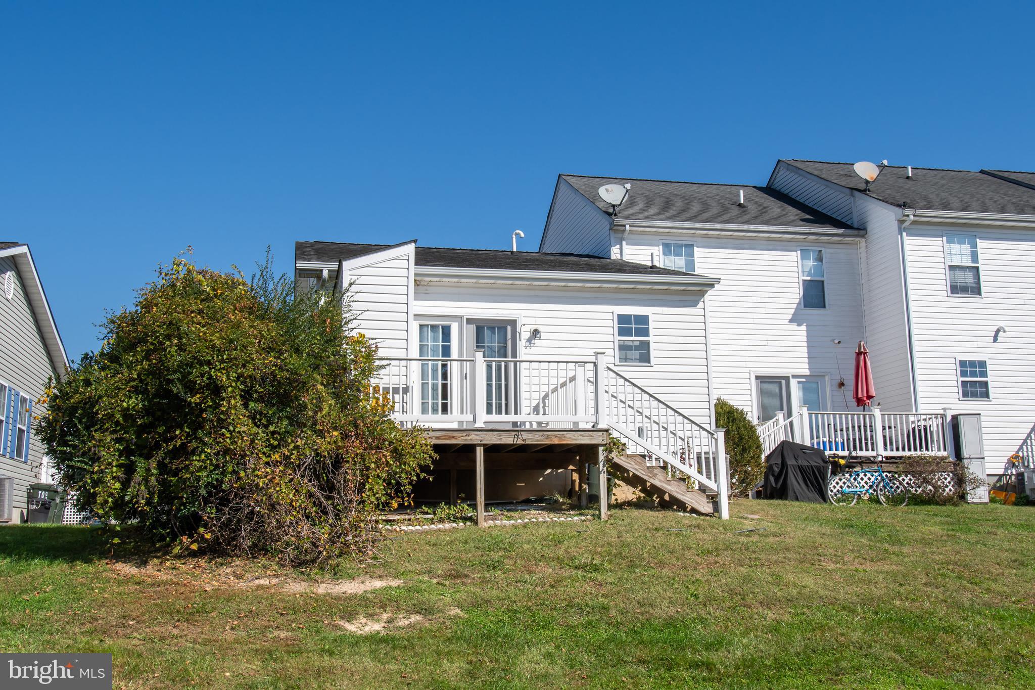 WAYLANDS - Residential