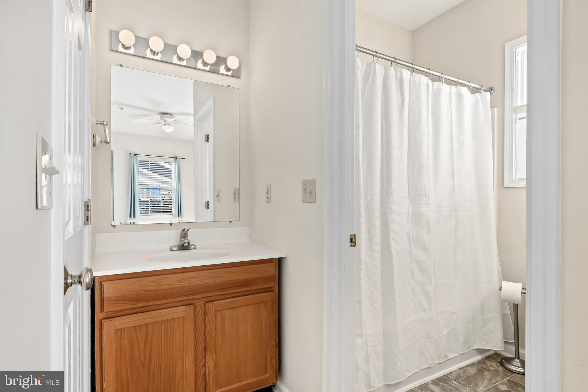 WAYLANDS - Residential