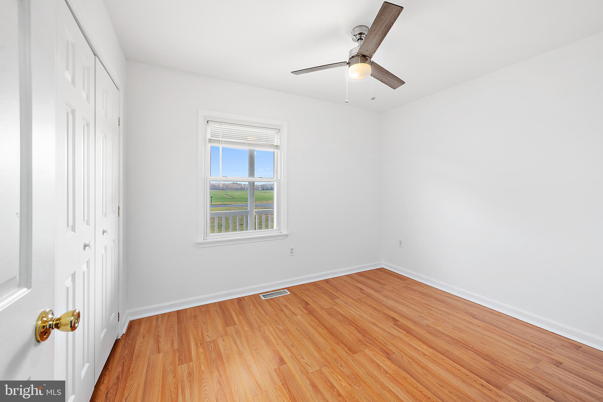 WESTERN FIELD - Residential