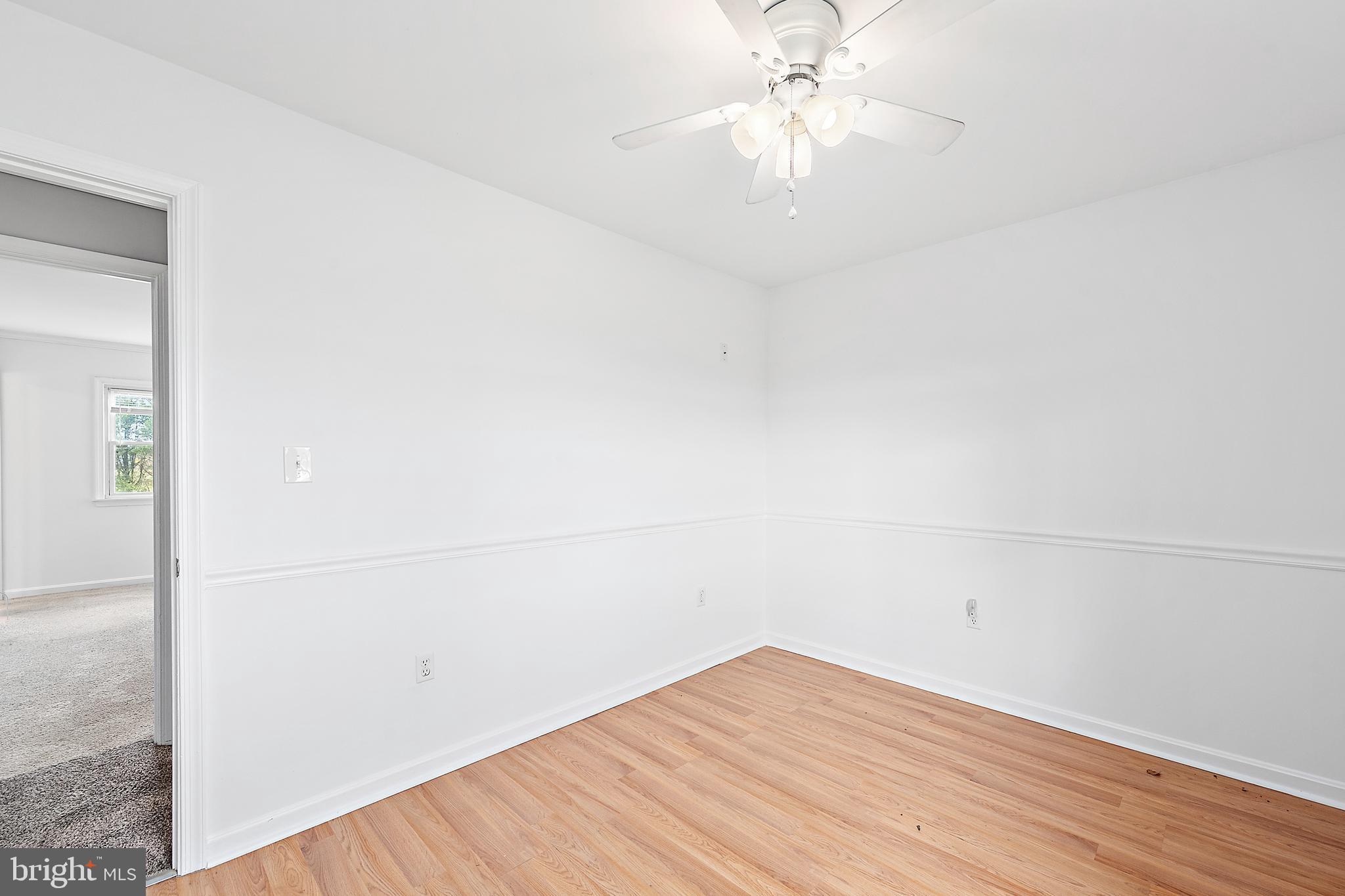 WESTERN FIELD - Residential