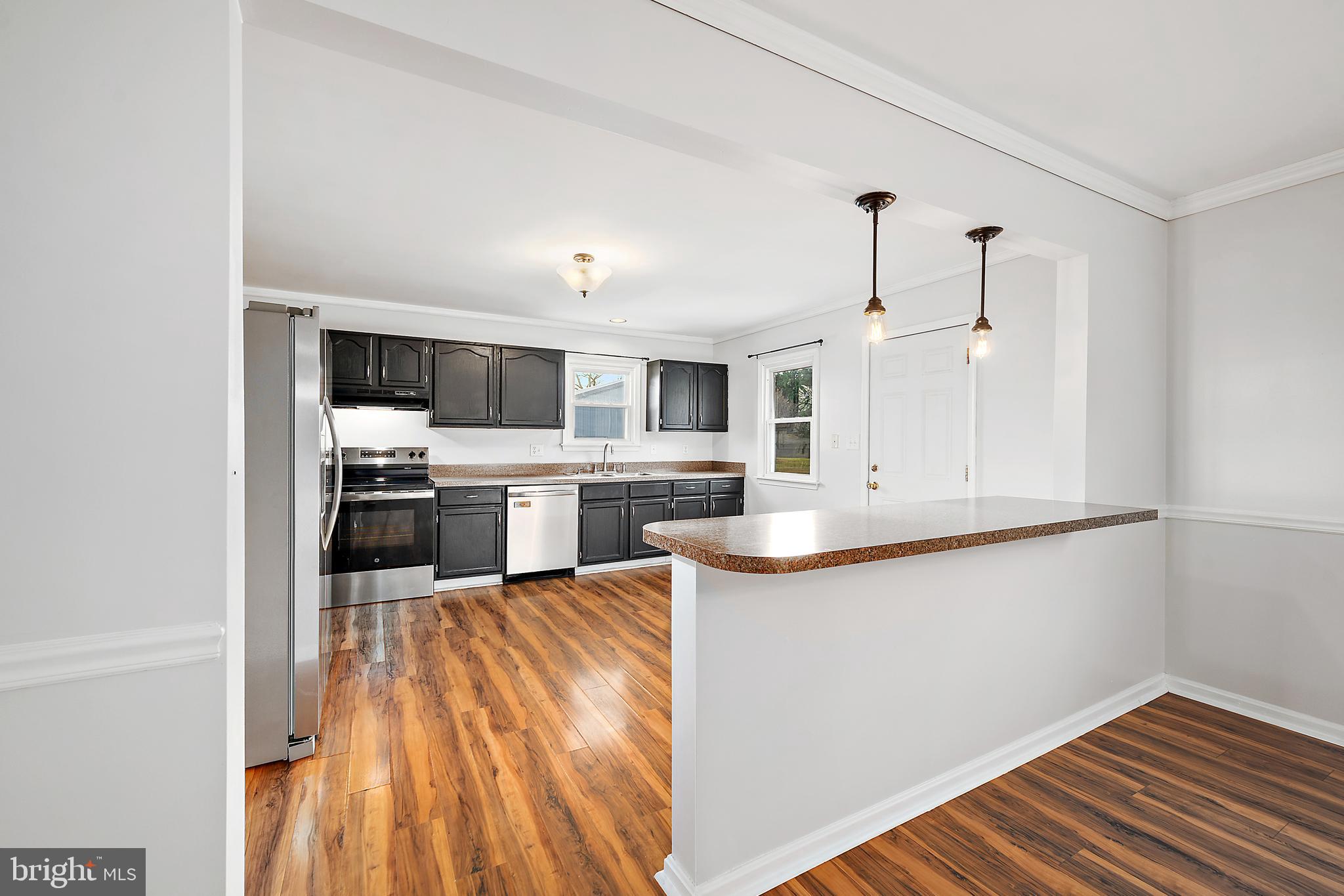 WESTERN FIELD - Residential