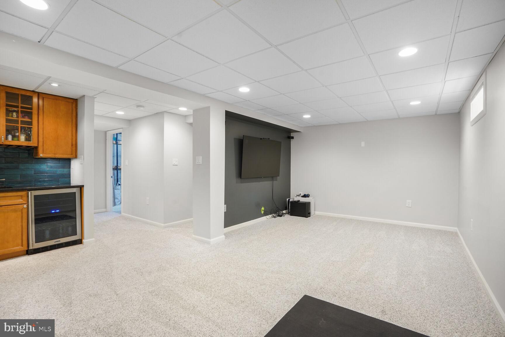 BURKE VILLAGE - Residential