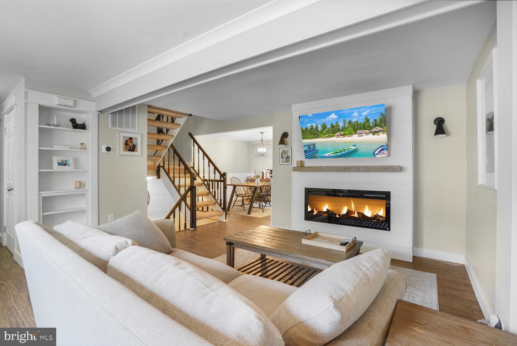 5810 CANVASBACK ROAD