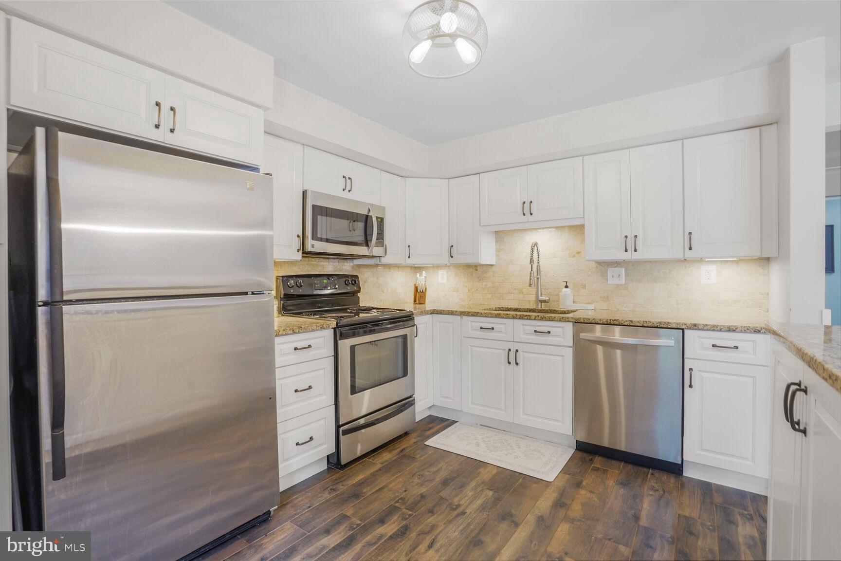 BURKE VILLAGE - Residential